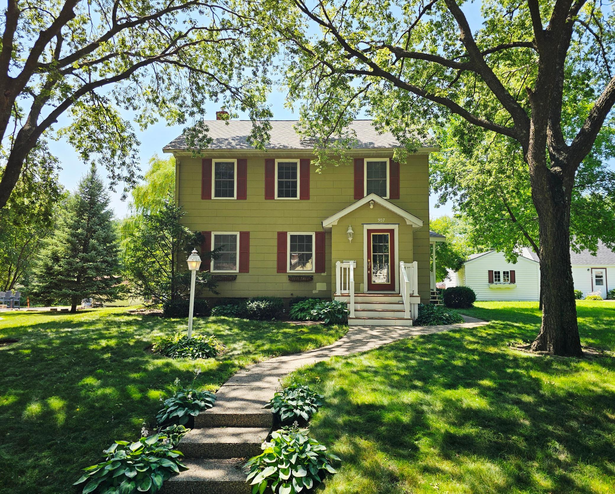 307 S 12th Street Property Photo 1