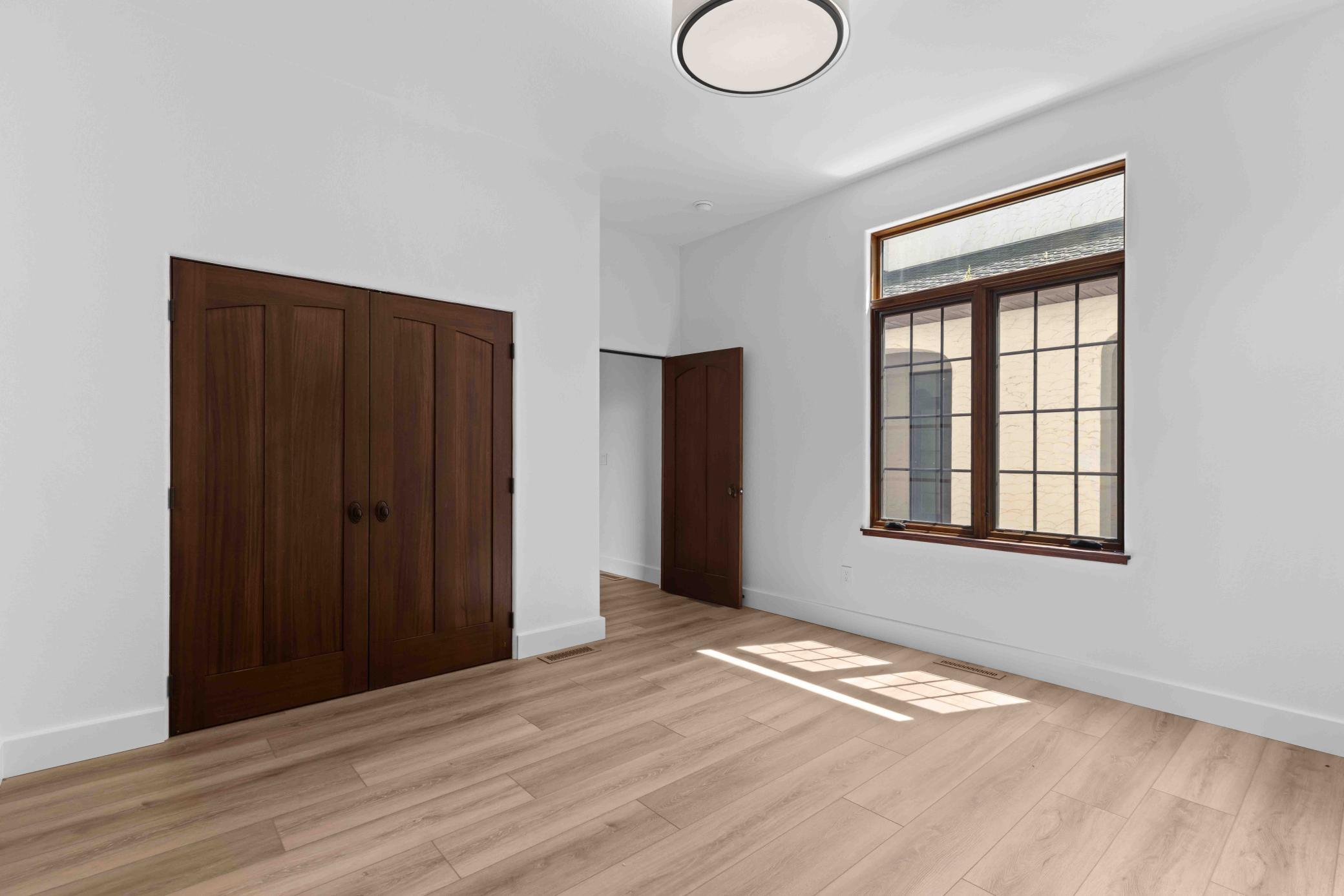 2010 5th Street E Property Photo 43