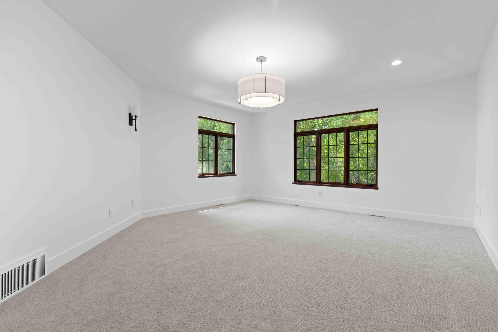 2010 5th Street E Property Photo 73