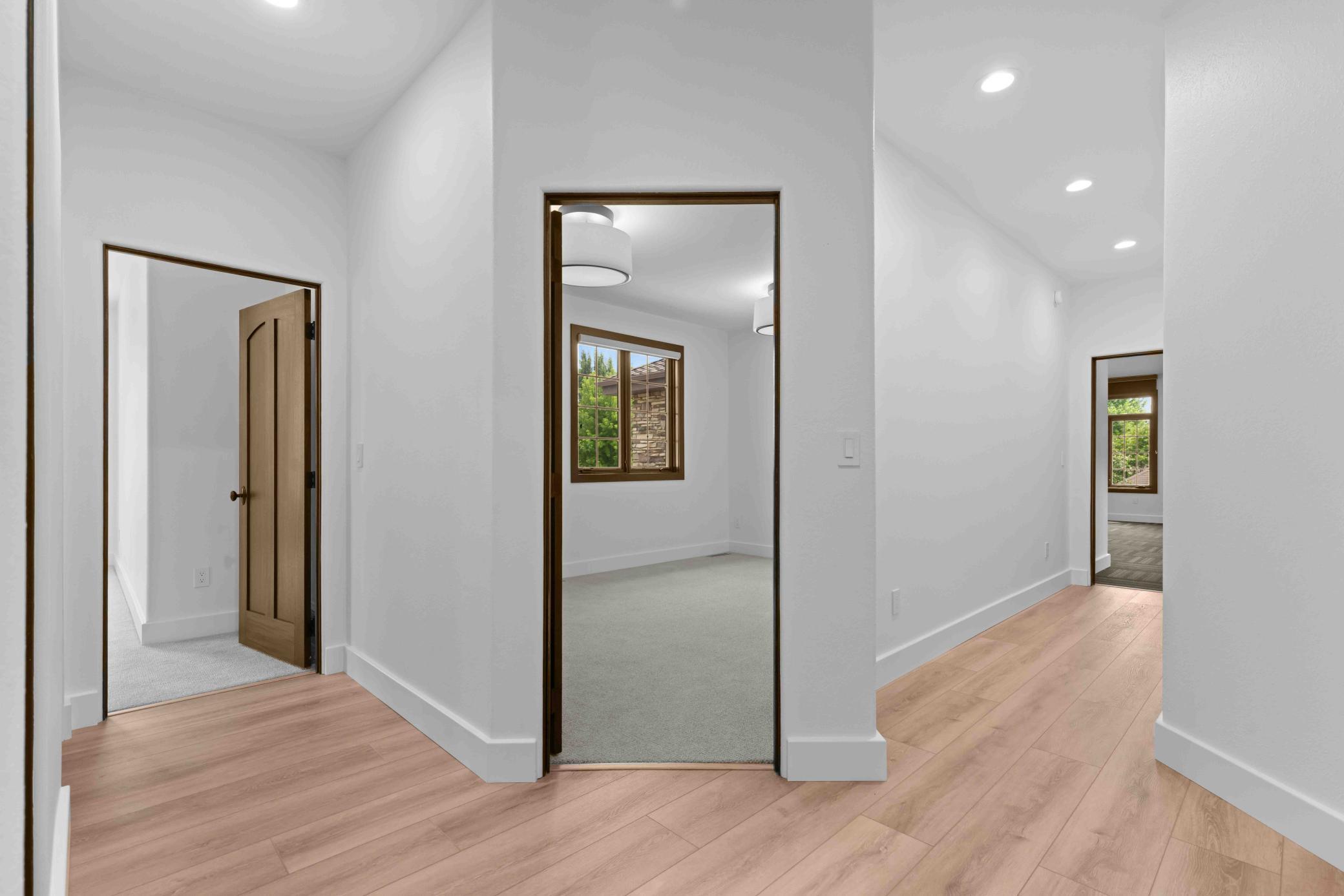 2010 5th Street E Property Photo 75