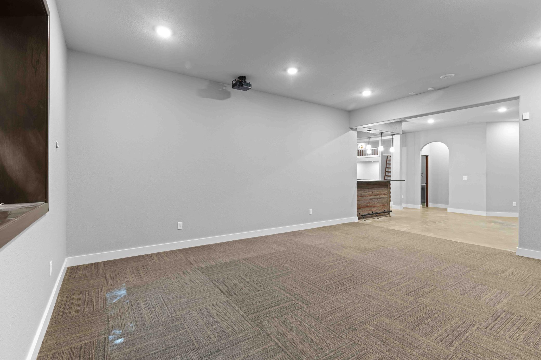 2010 5th Street E Property Photo 90