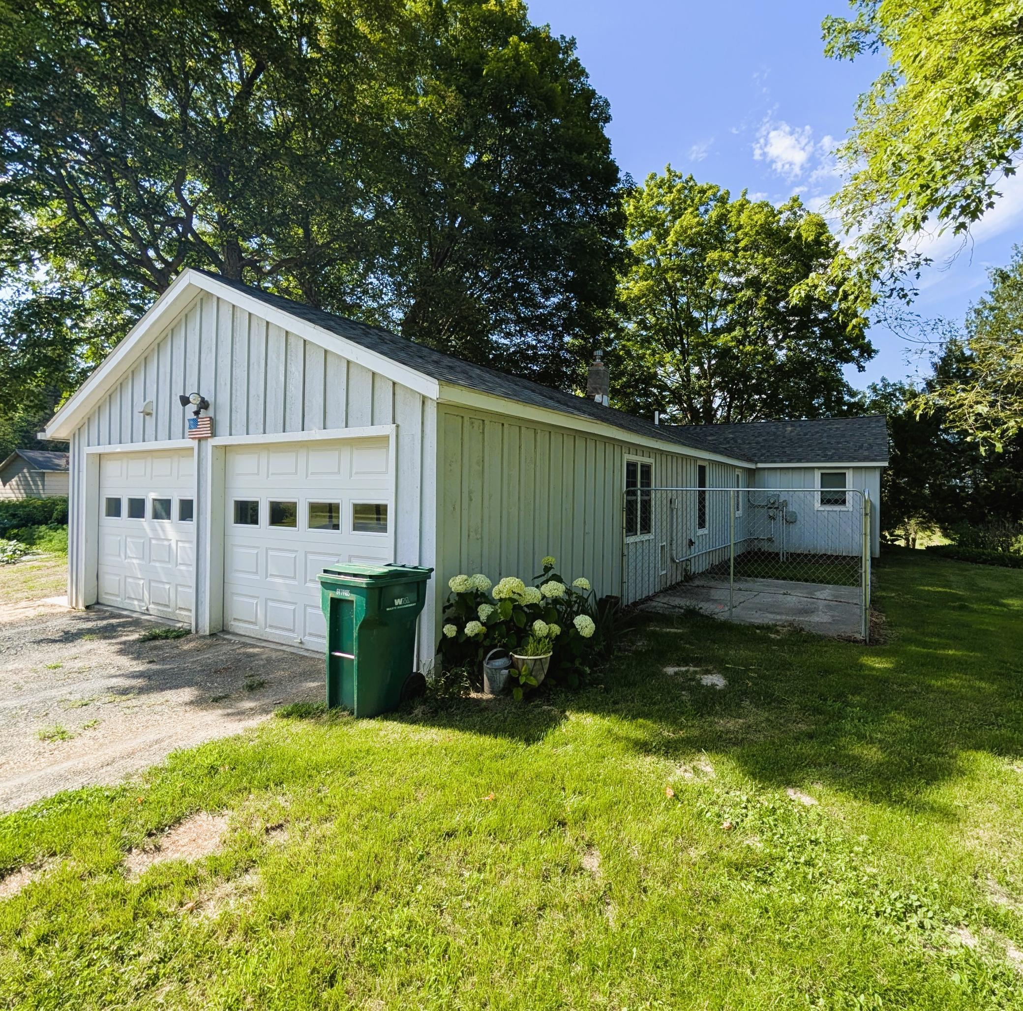 20065 Buckhorn Road Ne Property Photo 8