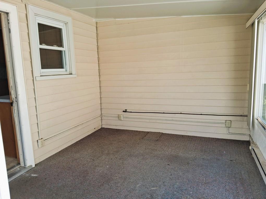212 37th Avenue N Property Photo 12