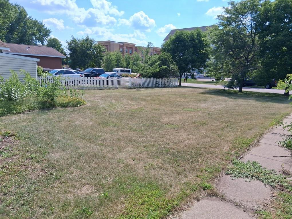 212 37th Avenue N Property Photo 13
