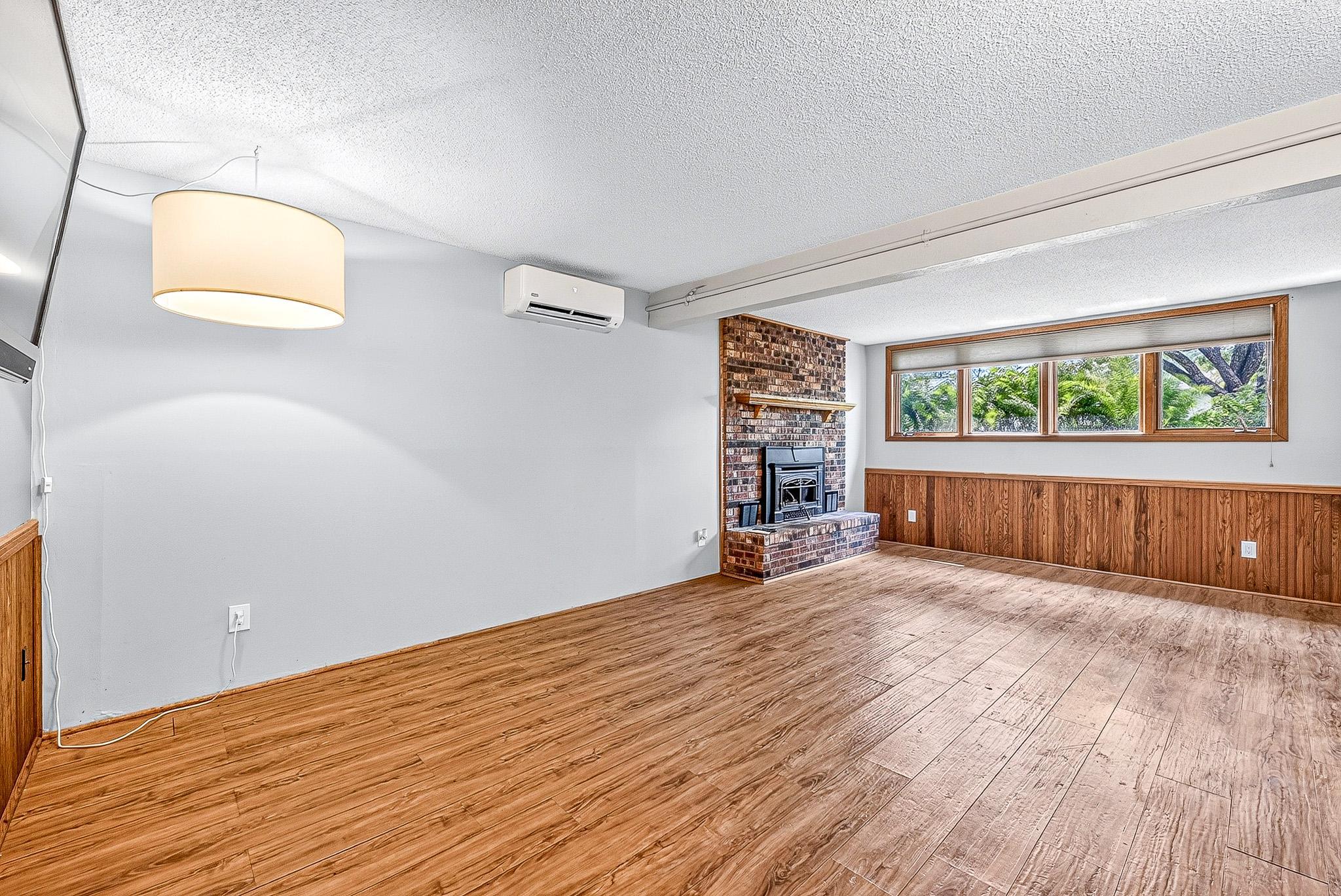 233 Sitka Street Property Photo 21