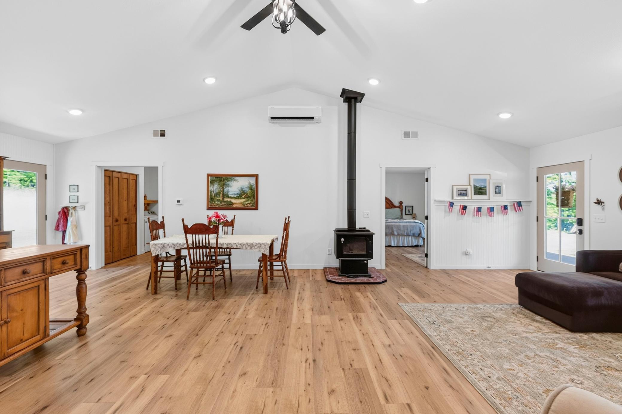 W4855 2nd Avenue Property Photo 17