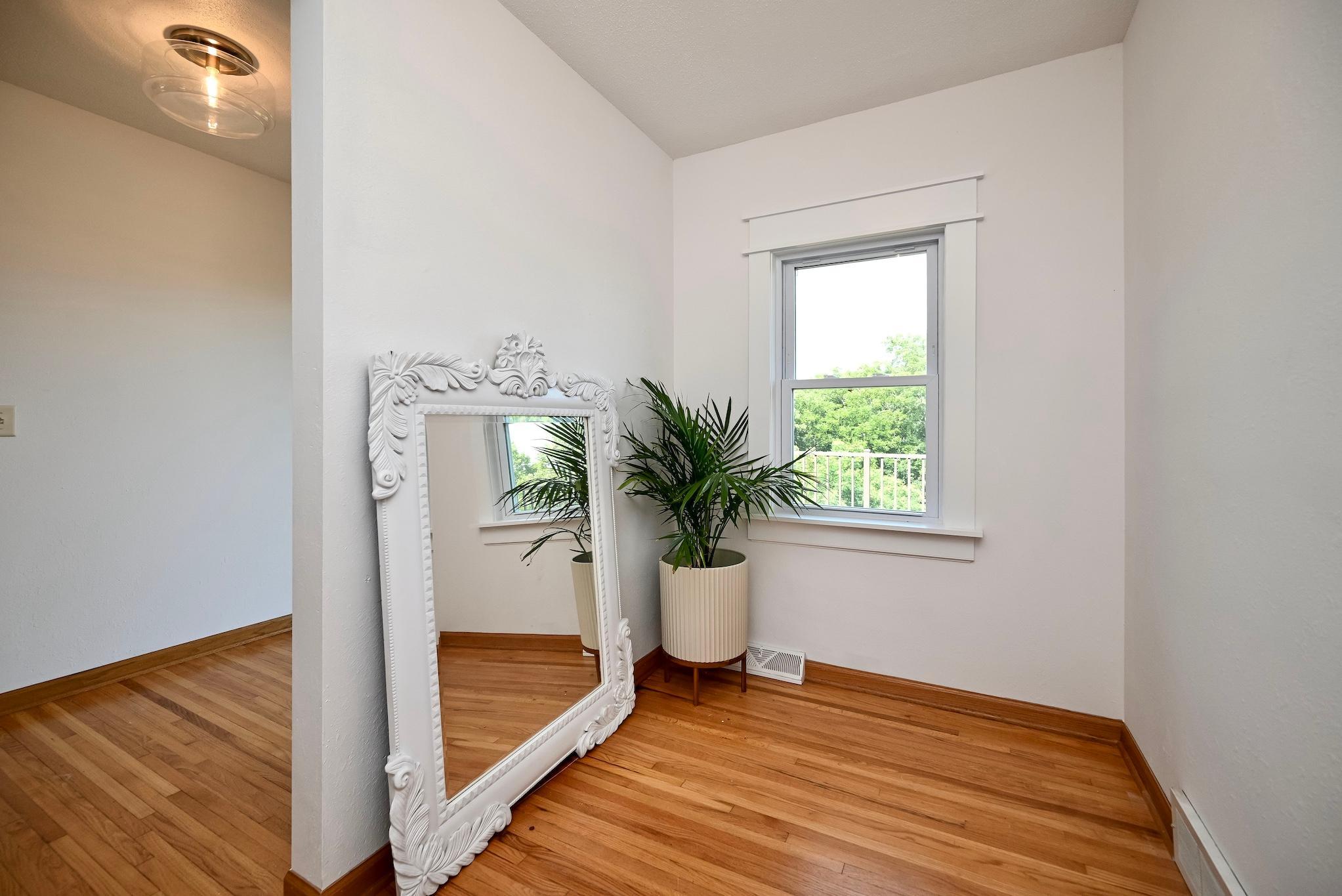 1260 Wincrest Drive Property Photo 10