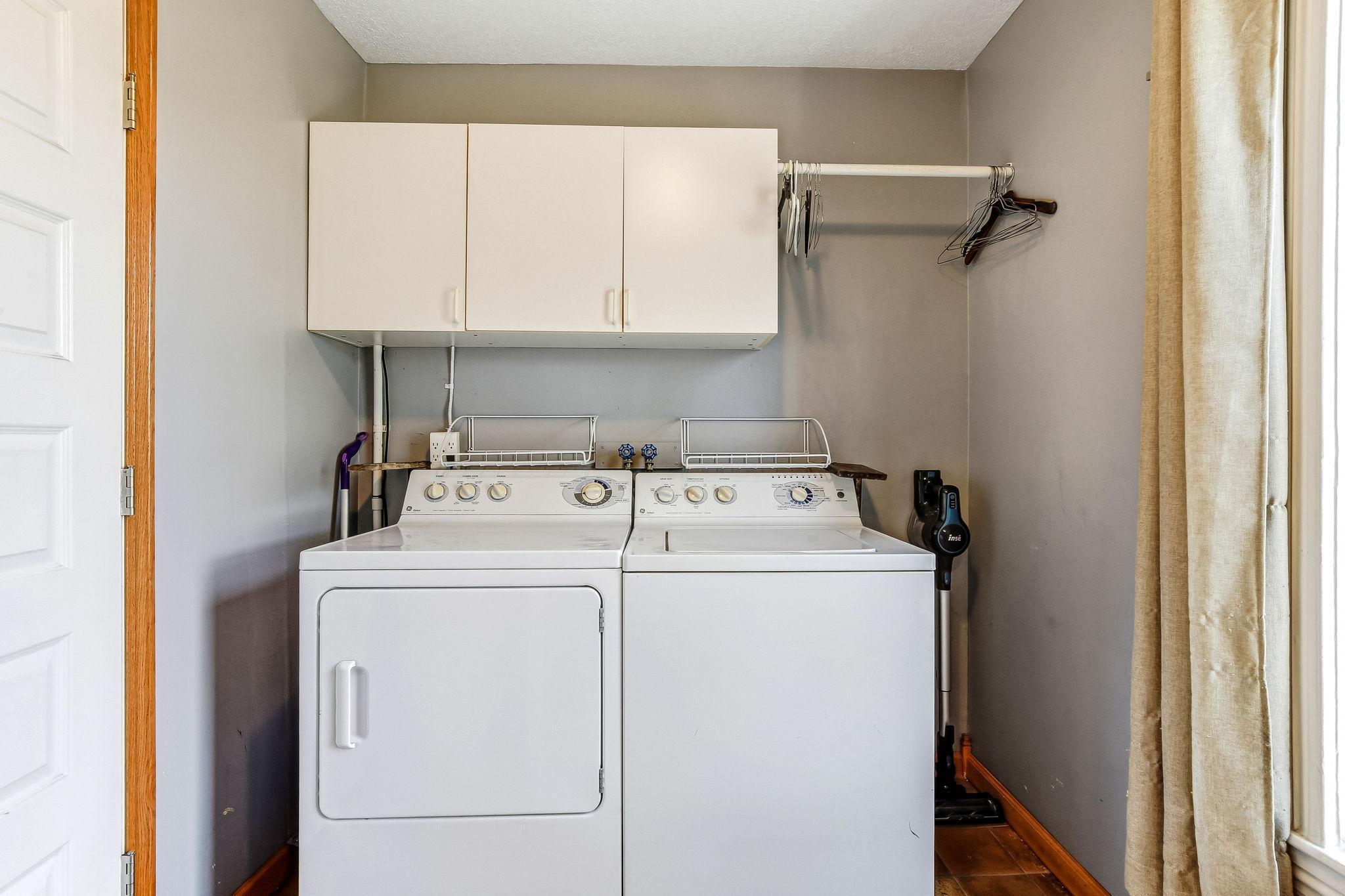 602 Montrose Boulevard Property Photo 10
