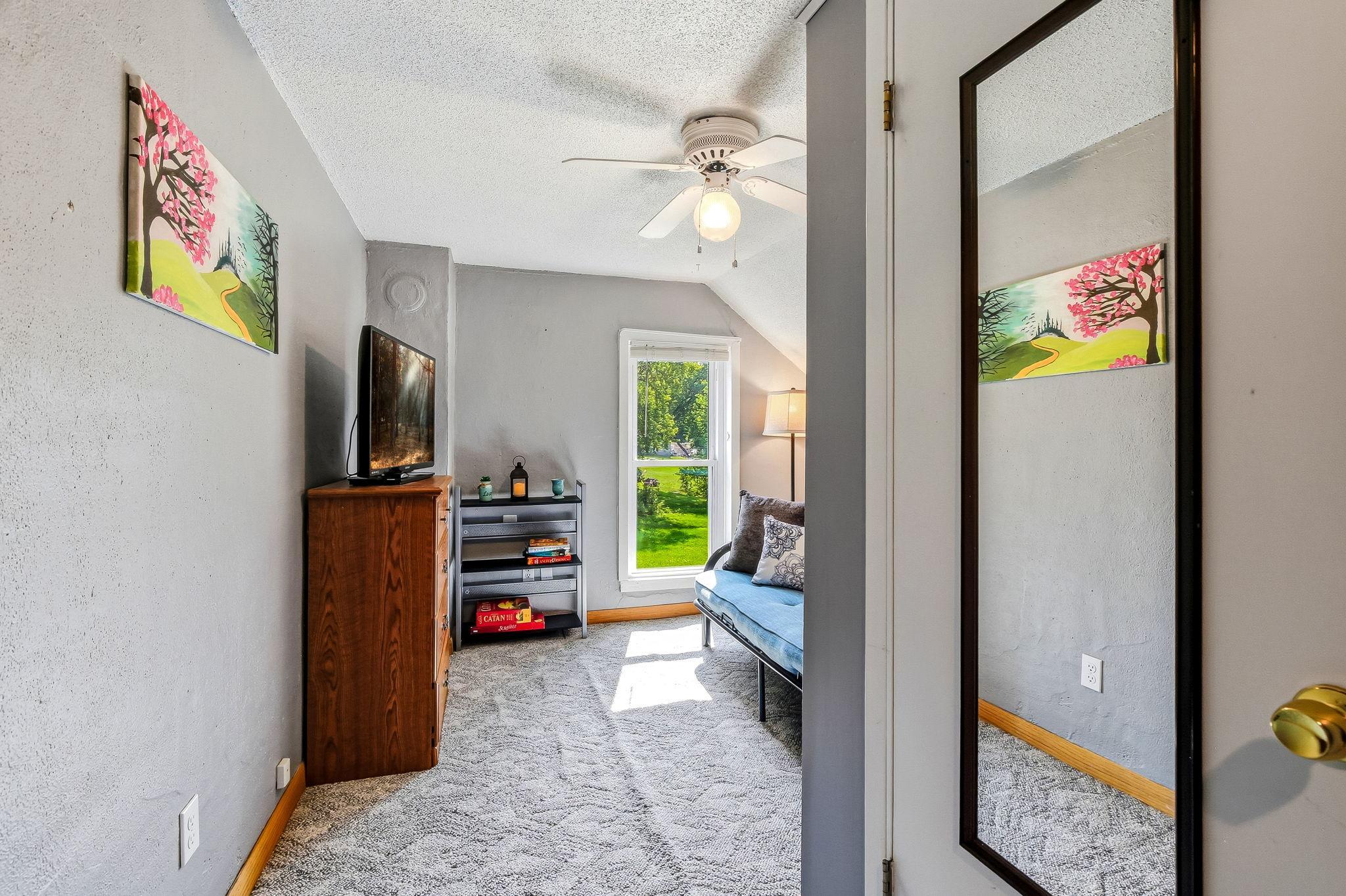 602 Montrose Boulevard Property Photo 16