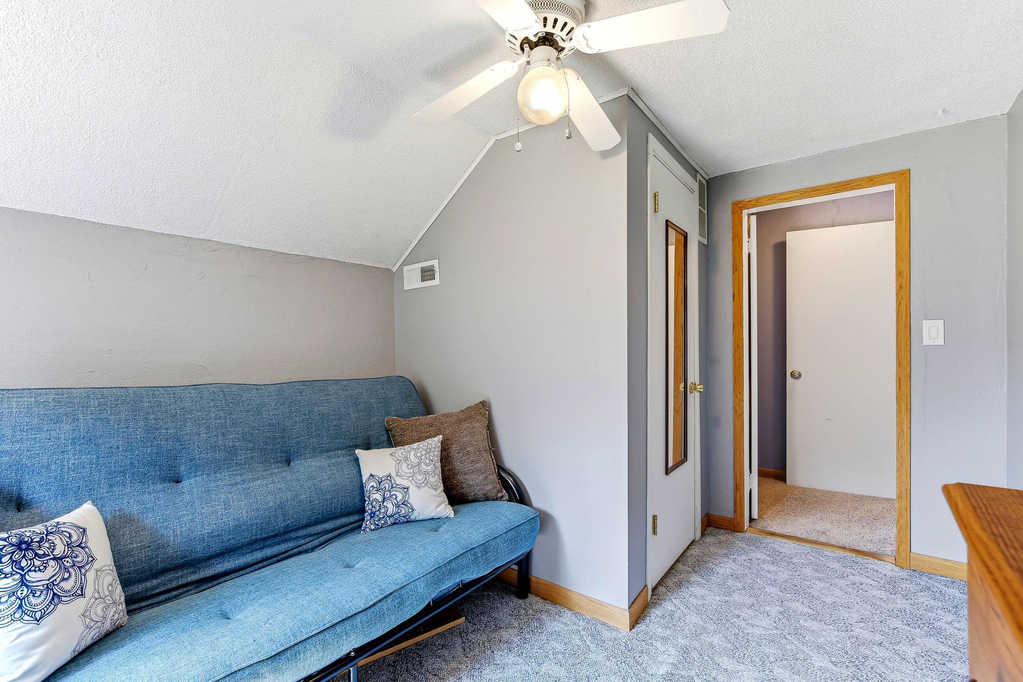 602 Montrose Boulevard Property Photo 18