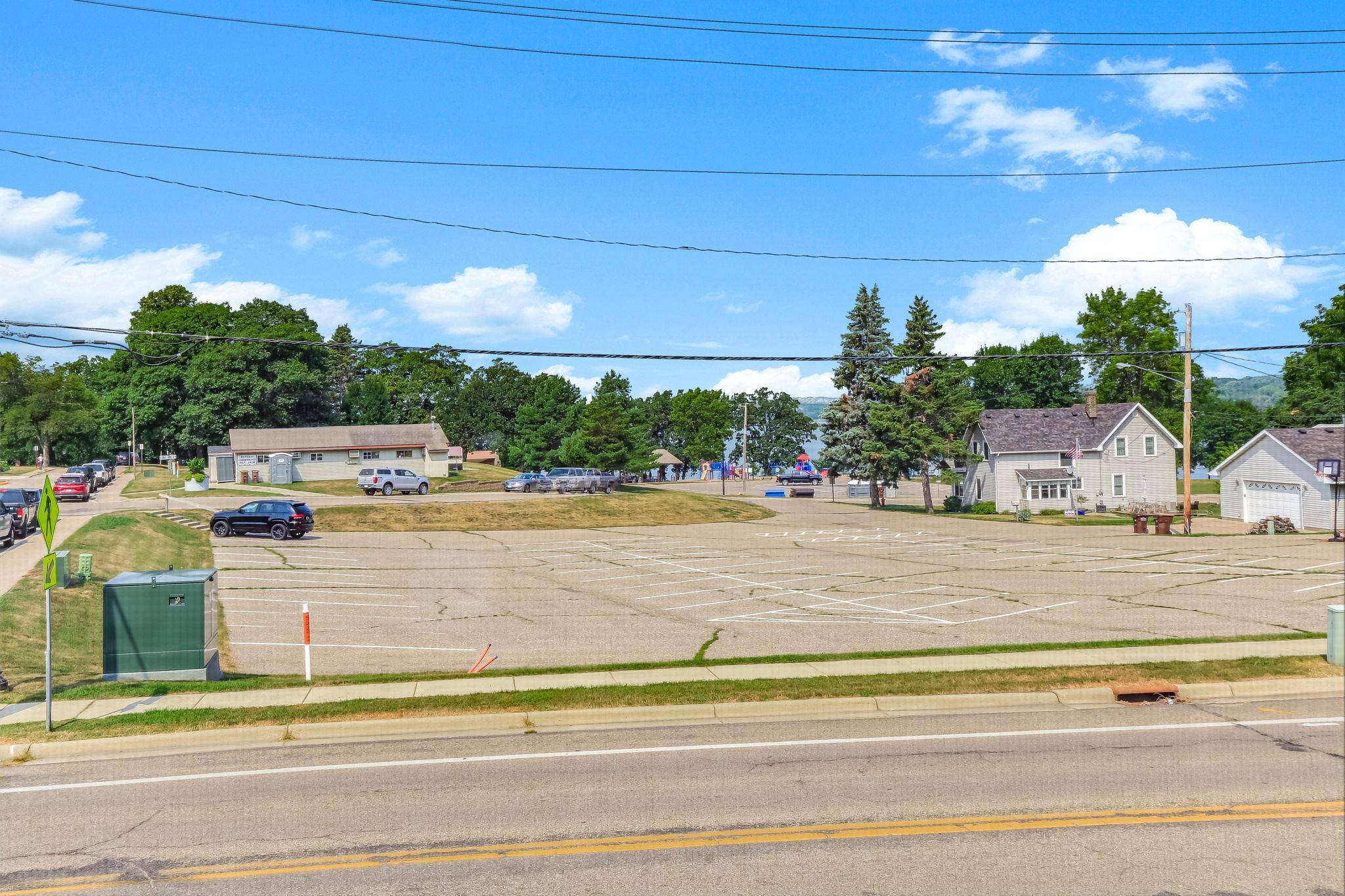 602 Montrose Boulevard Property Photo 23