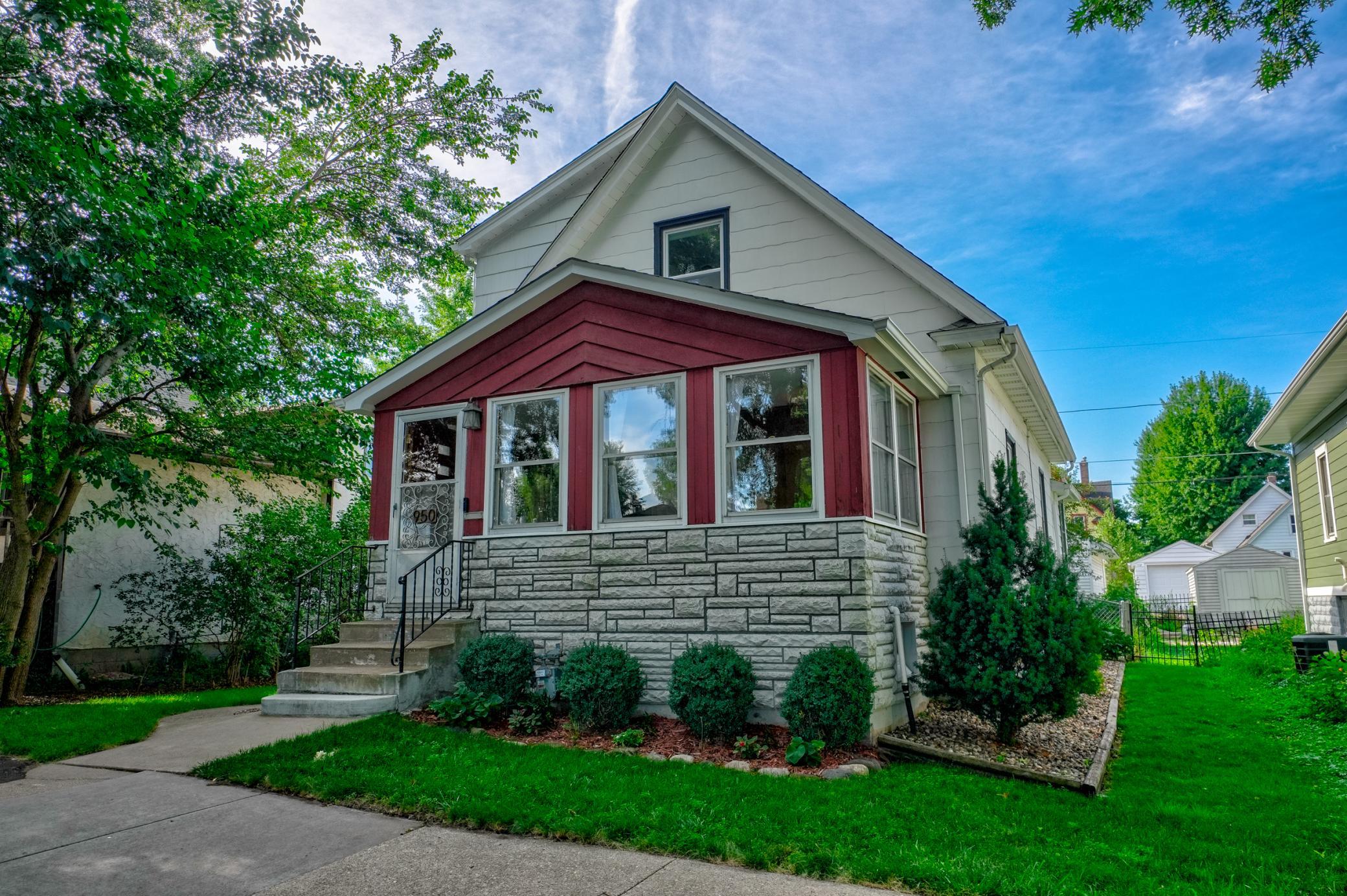 950 Juno Avenue Property Photo 1