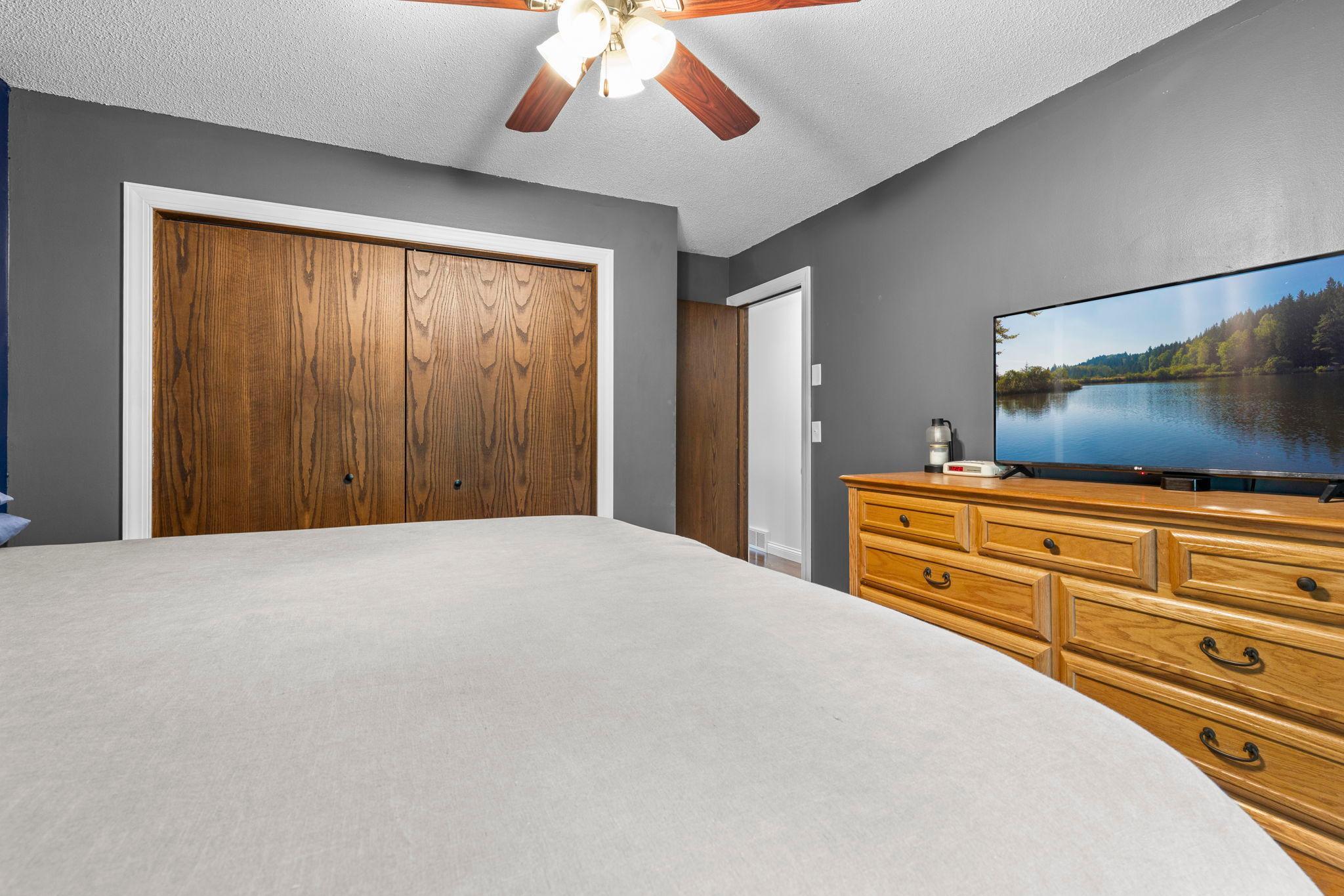726 Montrose Boulevard Property Photo 17