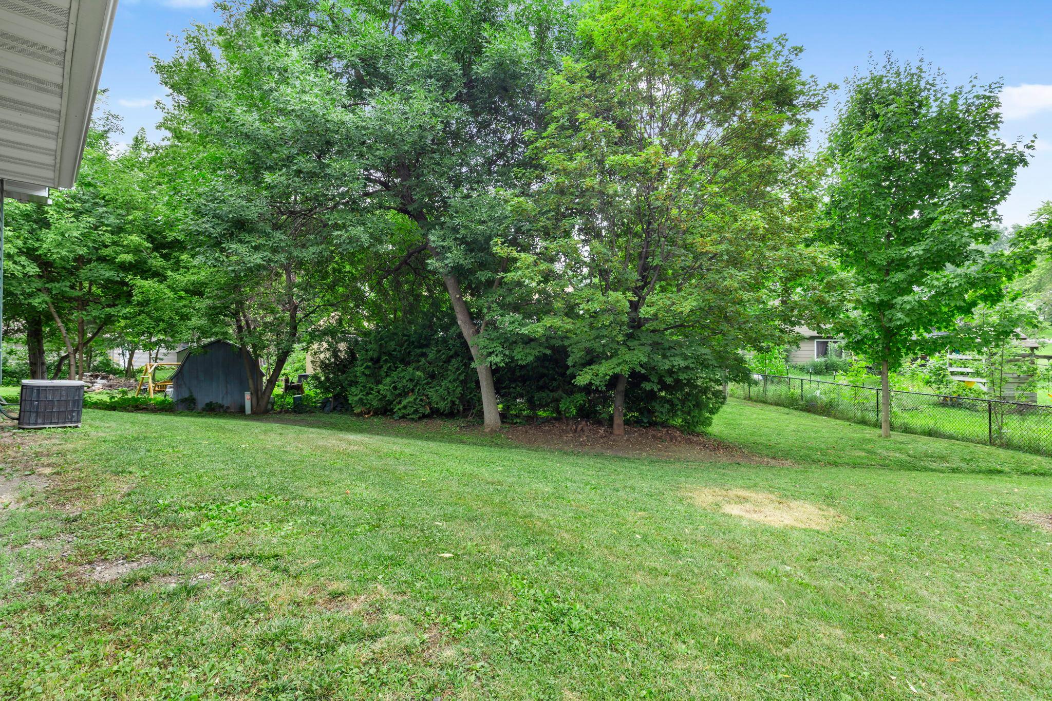 726 Montrose Boulevard Property Photo 29