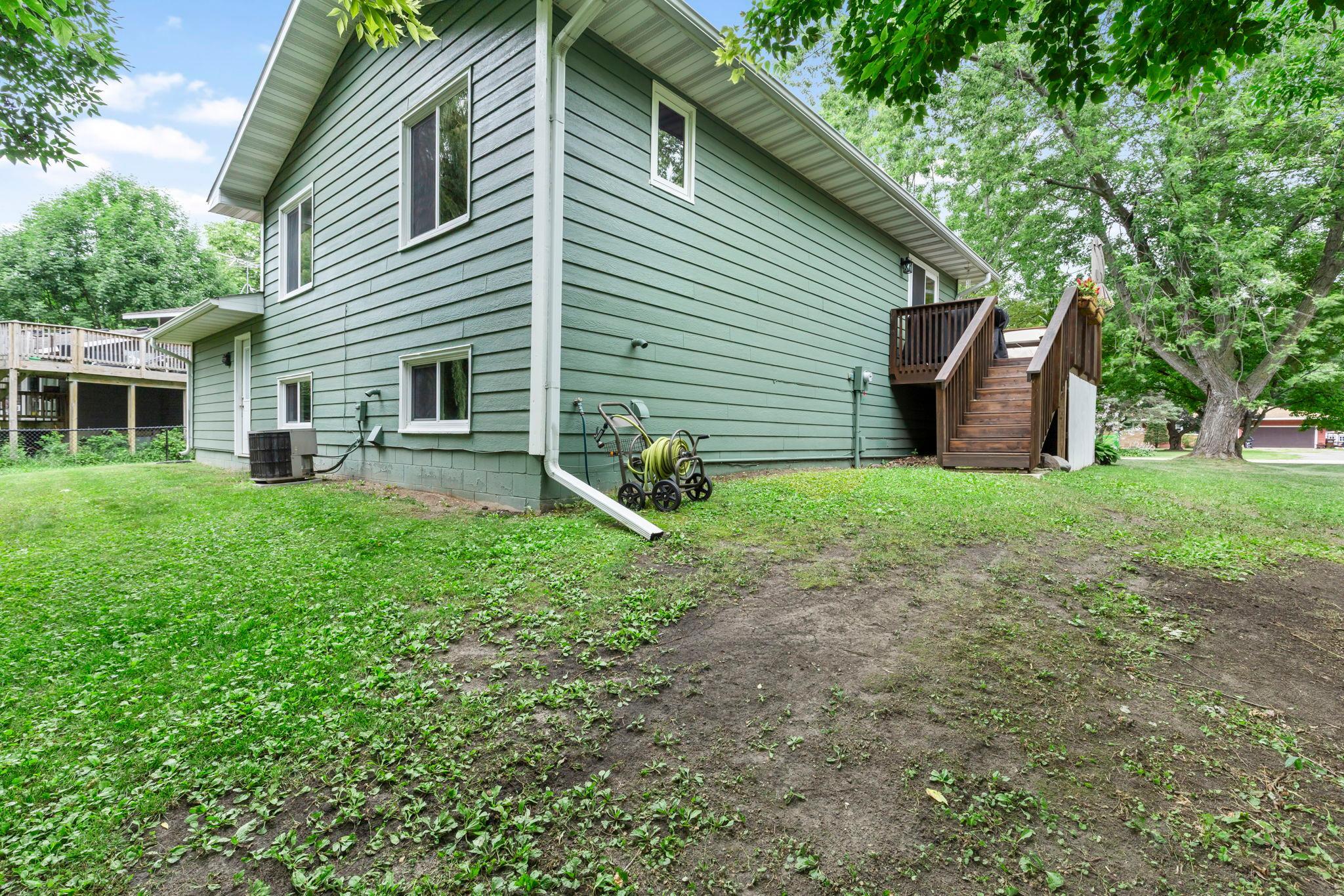 726 Montrose Boulevard Property Photo 31