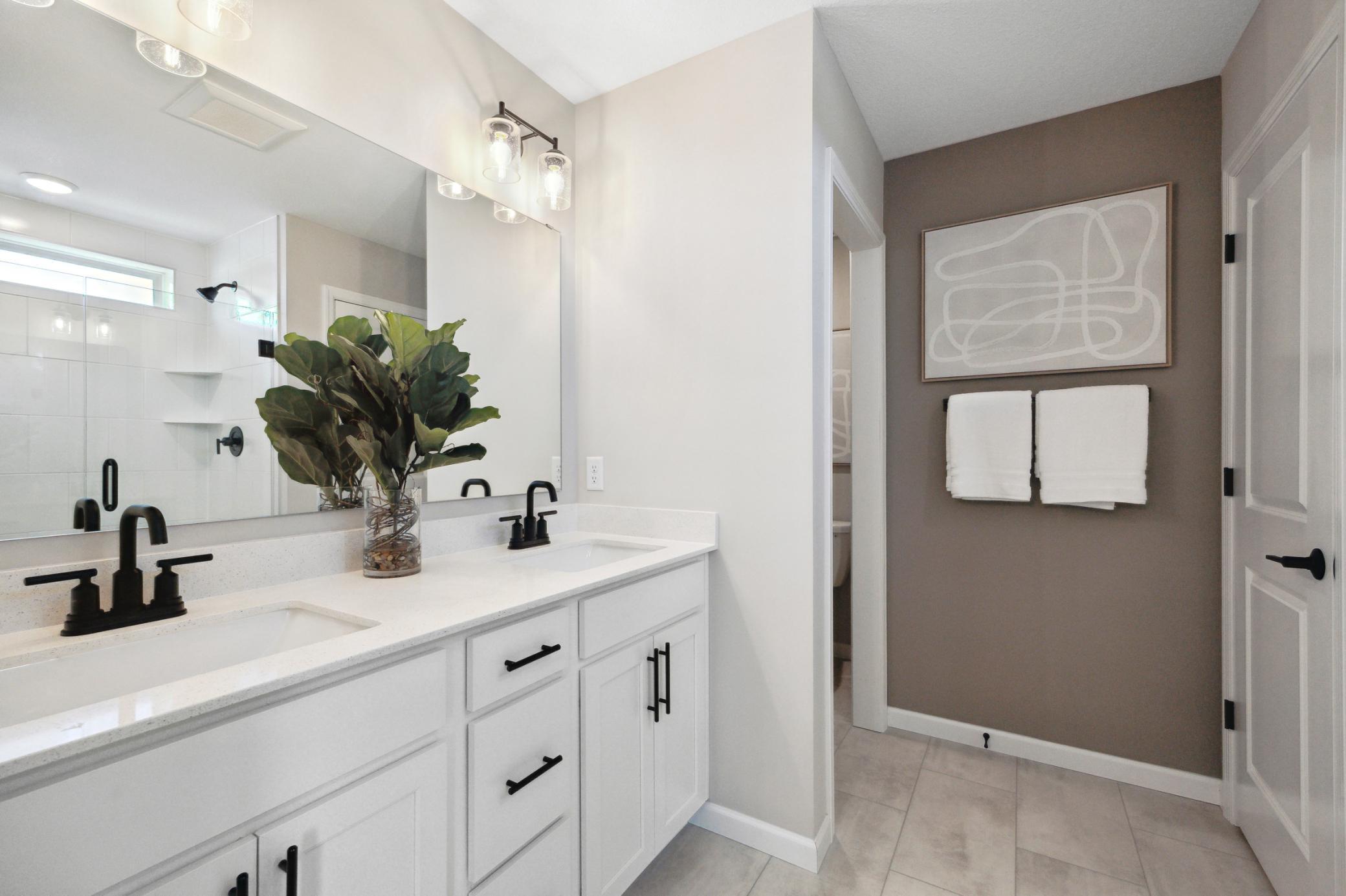 21926 Rouillard Boulevard Property Photo 28