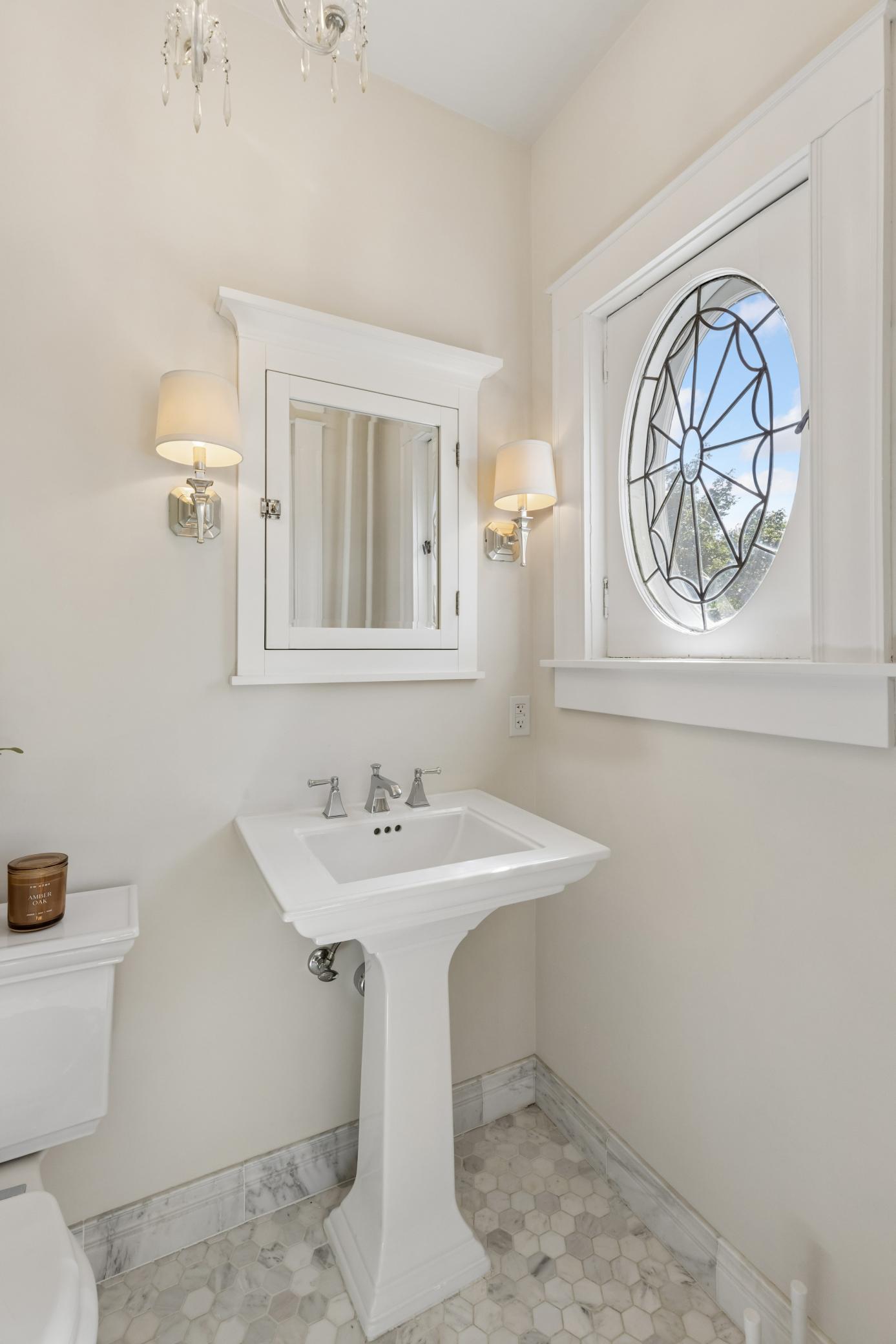 737 Fairmount Avenue Property Photo 36