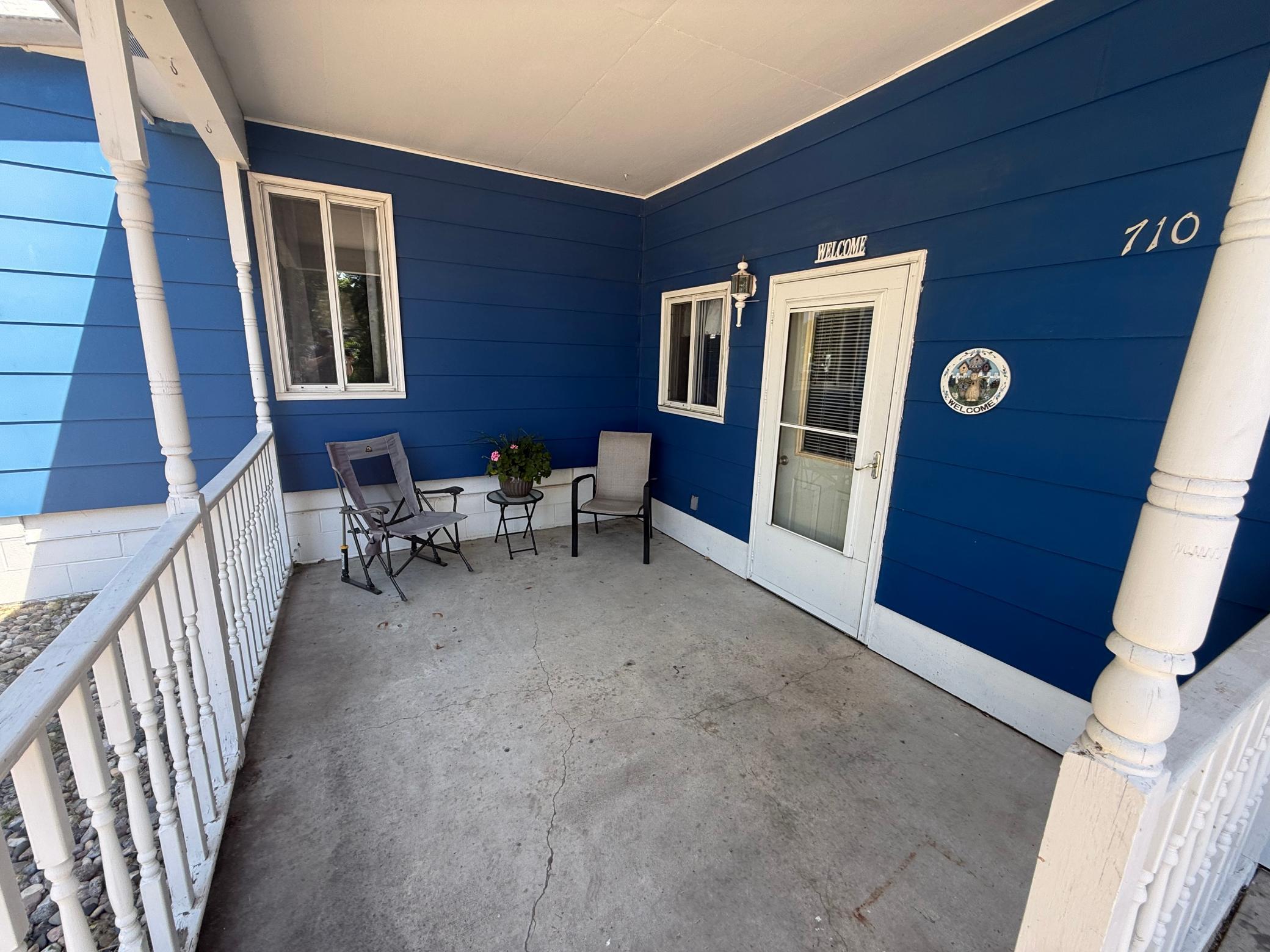 710 3rd Street W Property Photo 4