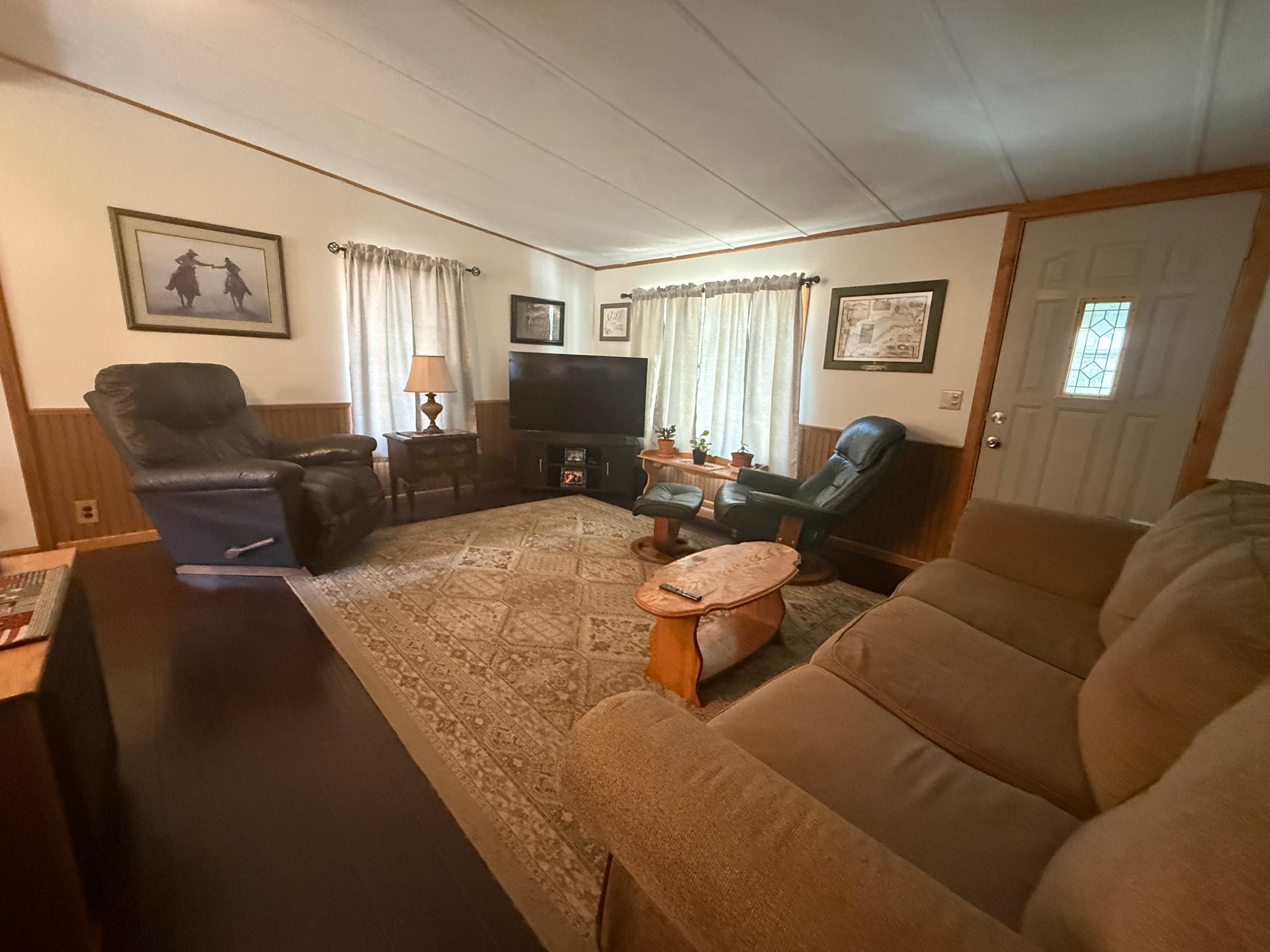 710 3rd Street W Property Photo 16