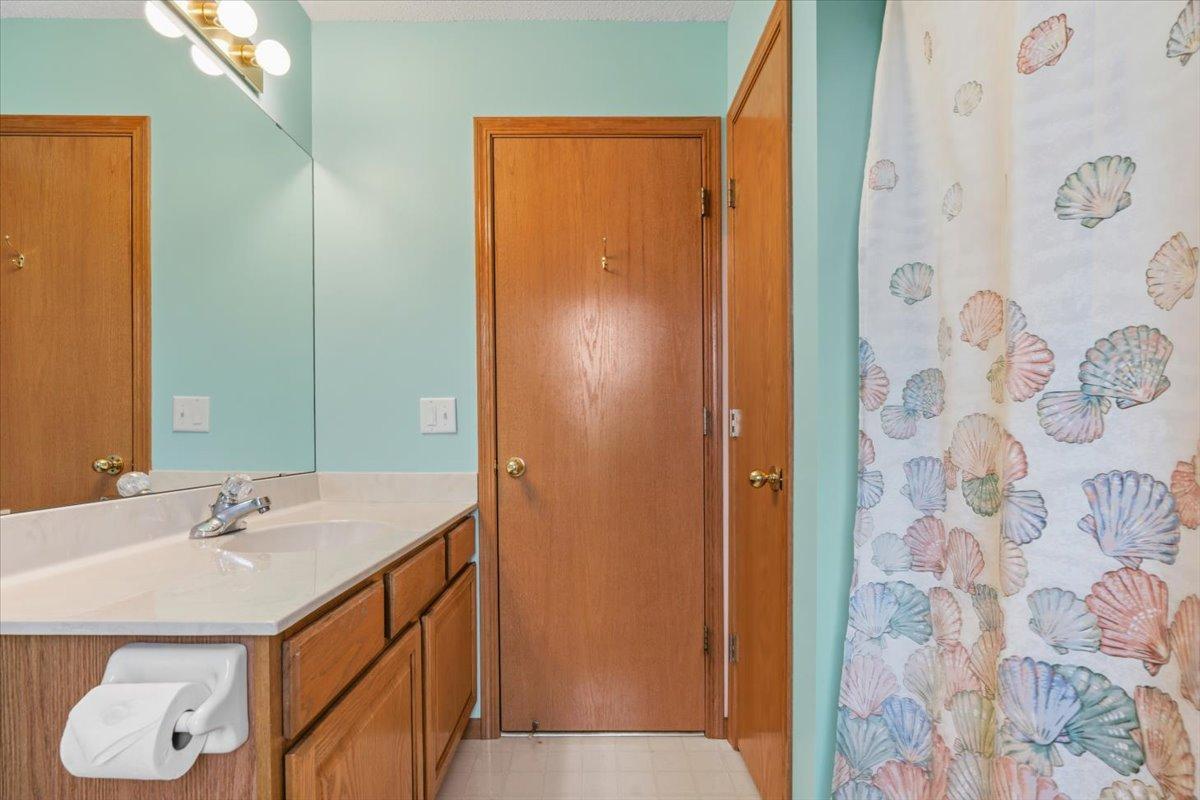 931 Sterling Street S Property Photo 25