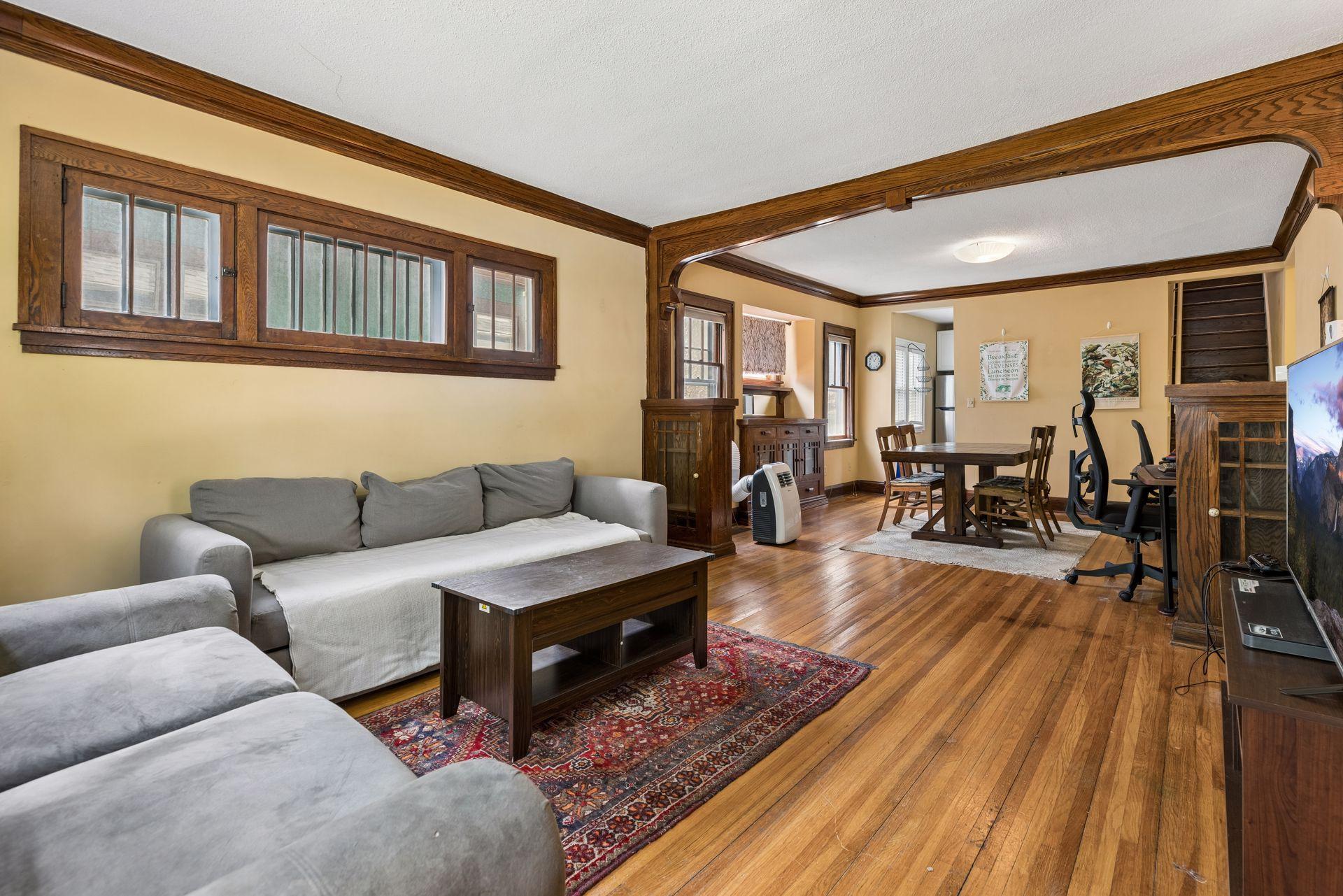 4248 Park Avenue Property Photo 2