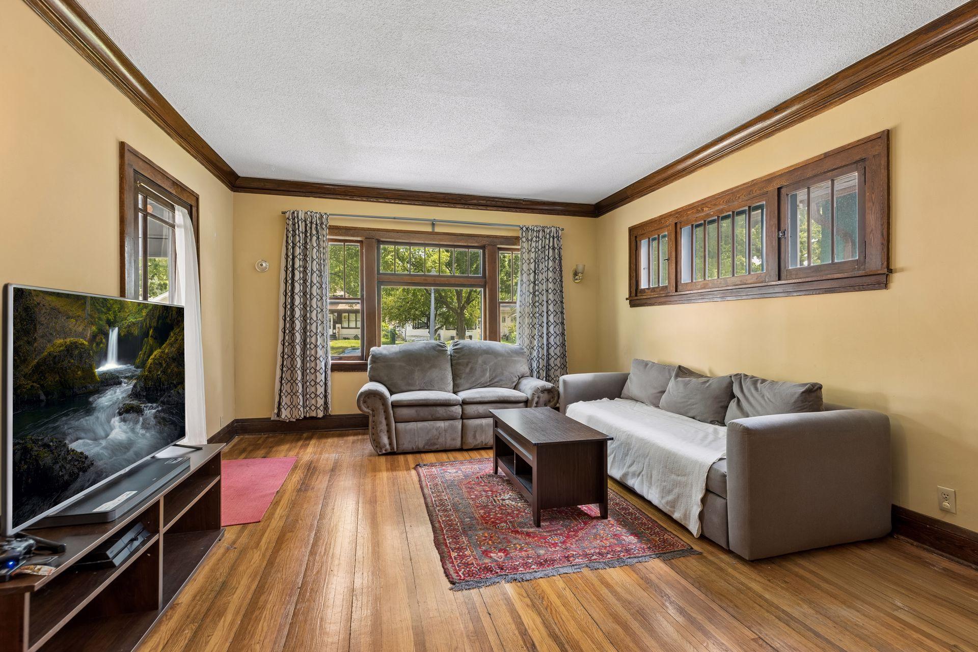 4248 Park Avenue Property Photo 10