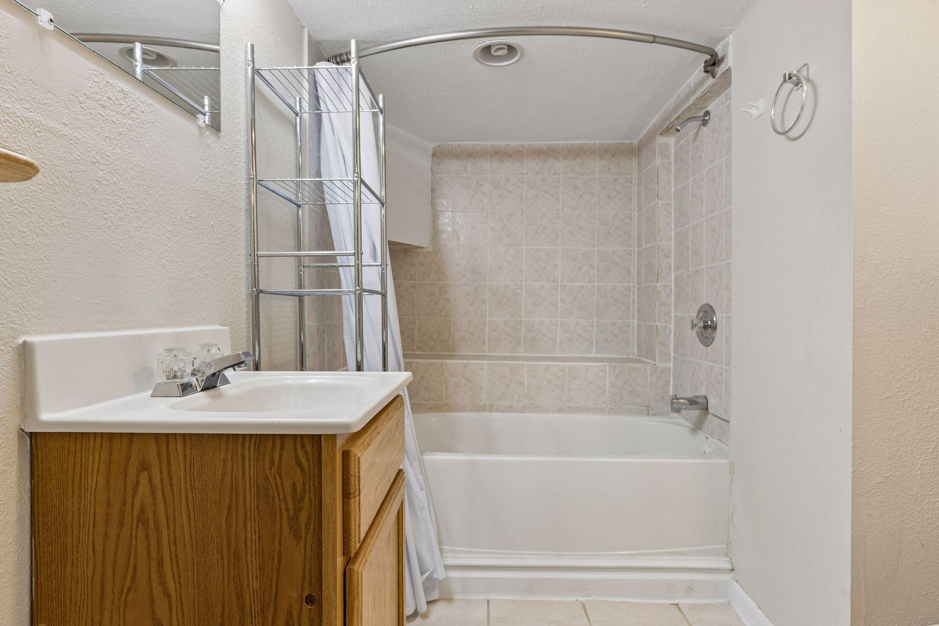 4248 Park Avenue Property Photo 27