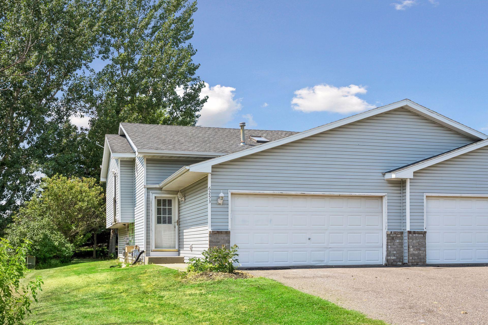 6253 Kahler Drive Ne Property Photo 1