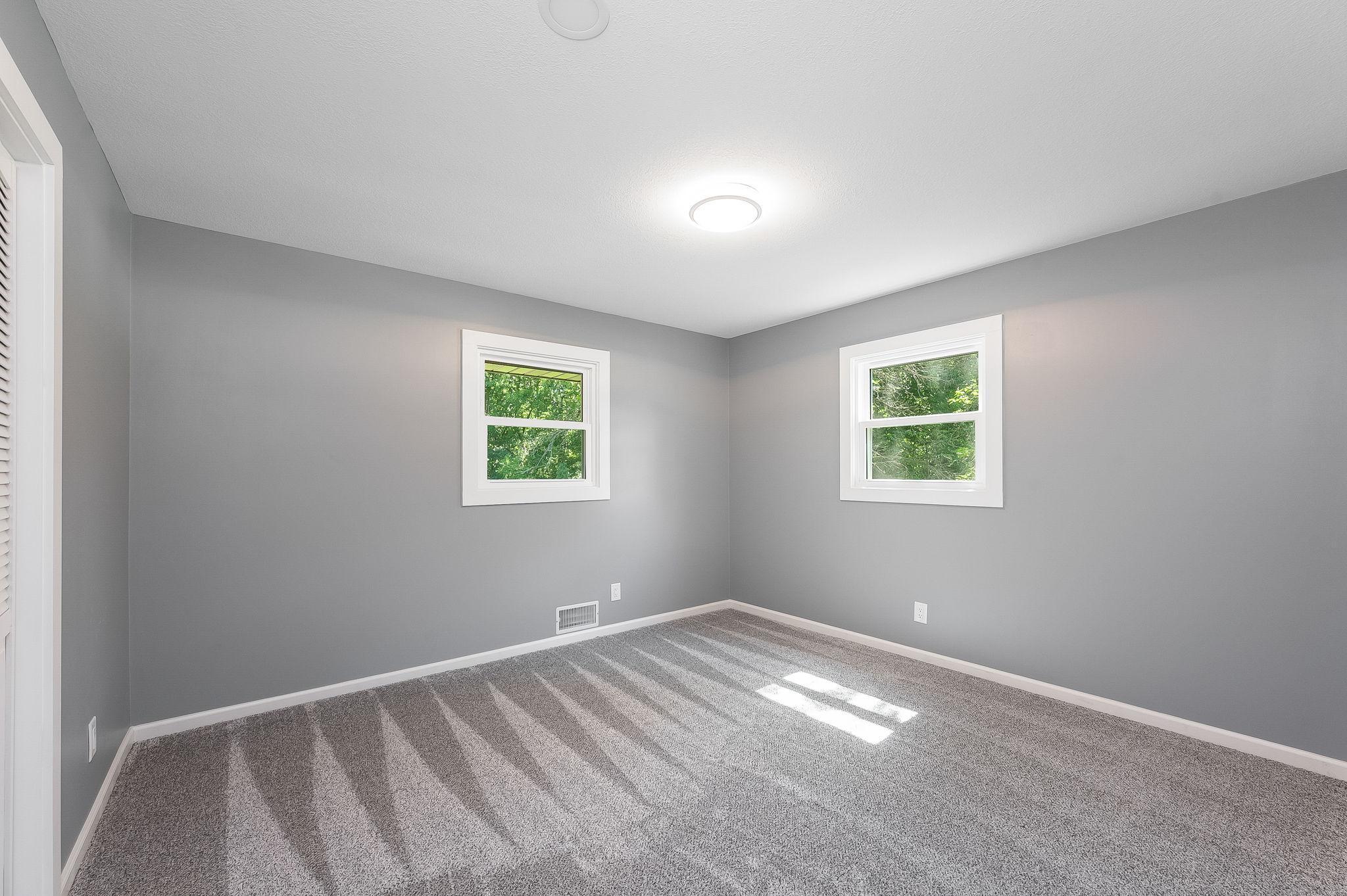 300 Viking Drive Property Photo 14