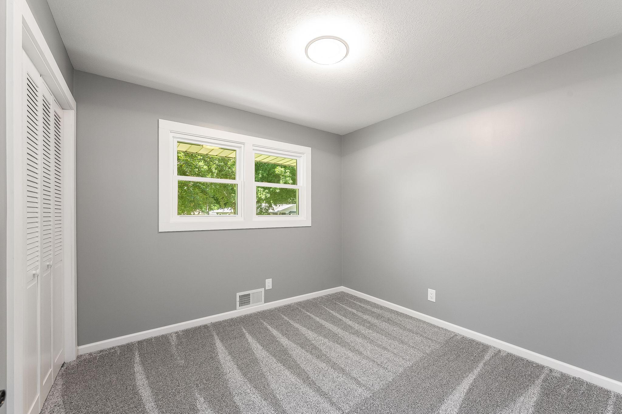 300 Viking Drive Property Photo 21