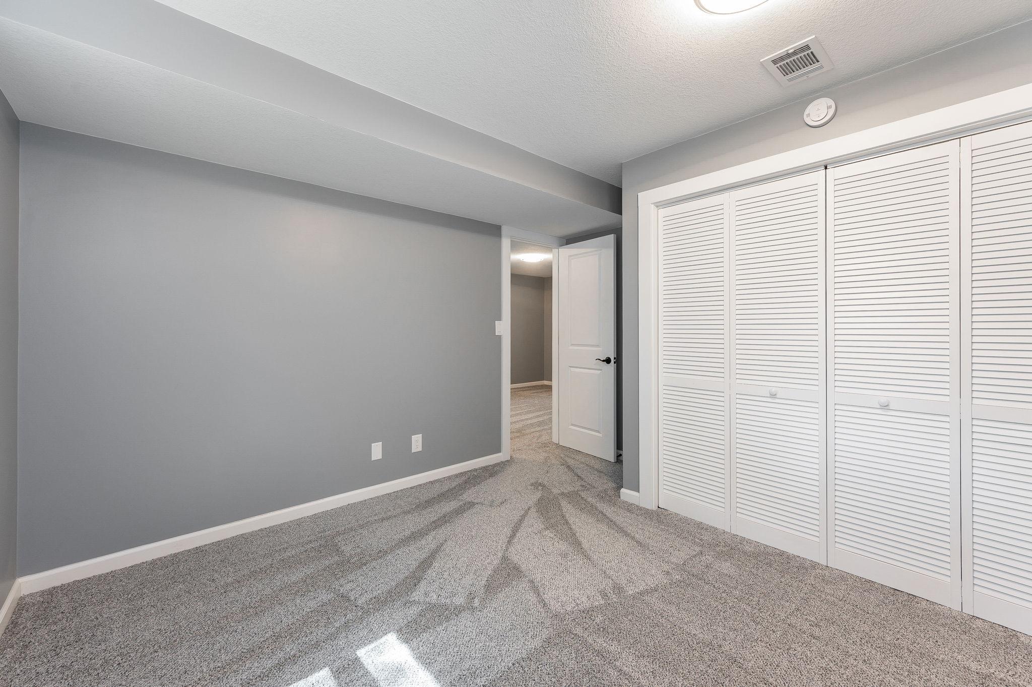 300 Viking Drive Property Photo 30