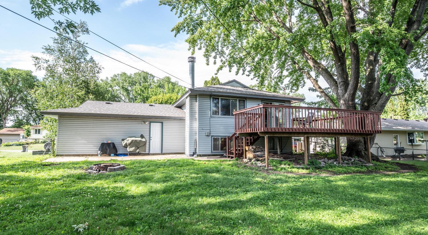 1083 Whitney Drive Property Photo 19
