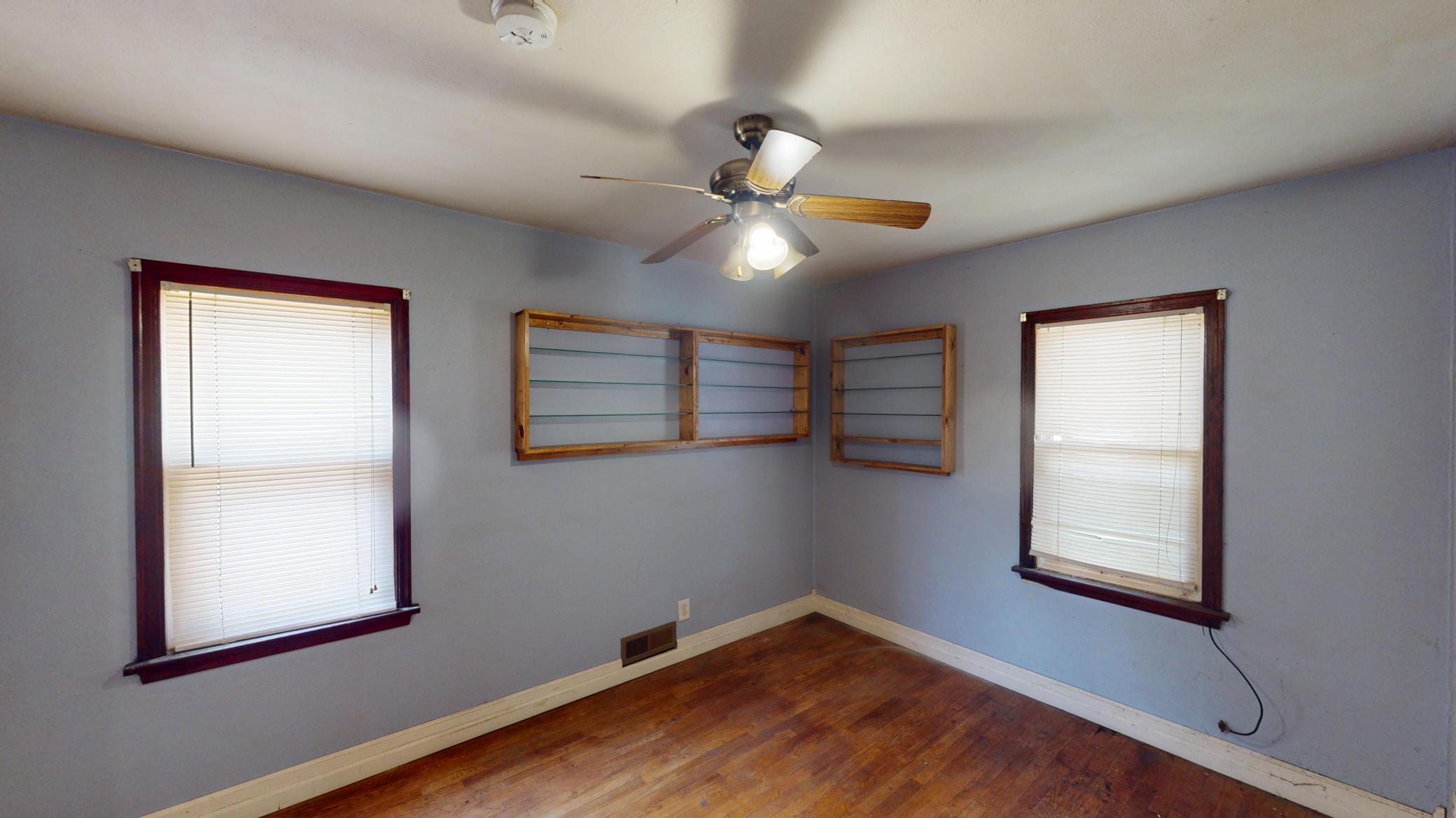 2907 South Avenue Property Photo 15