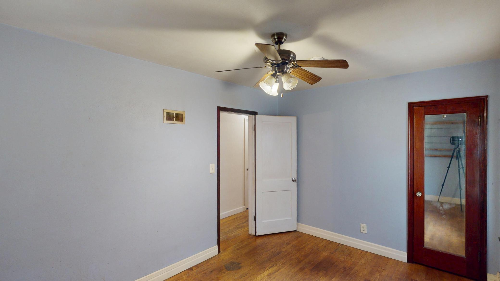 2907 South Avenue Property Photo 16