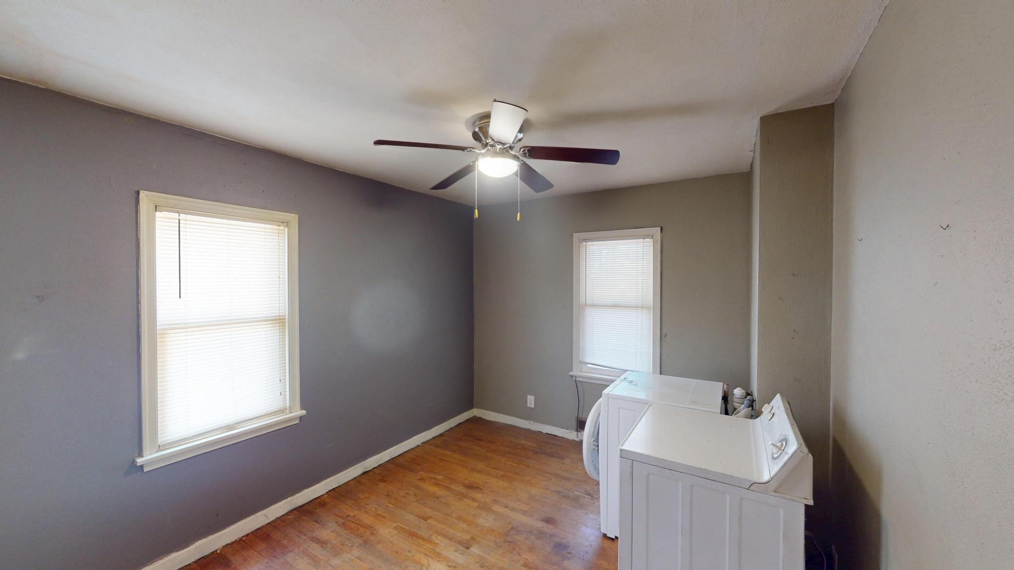 2907 South Avenue Property Photo 17