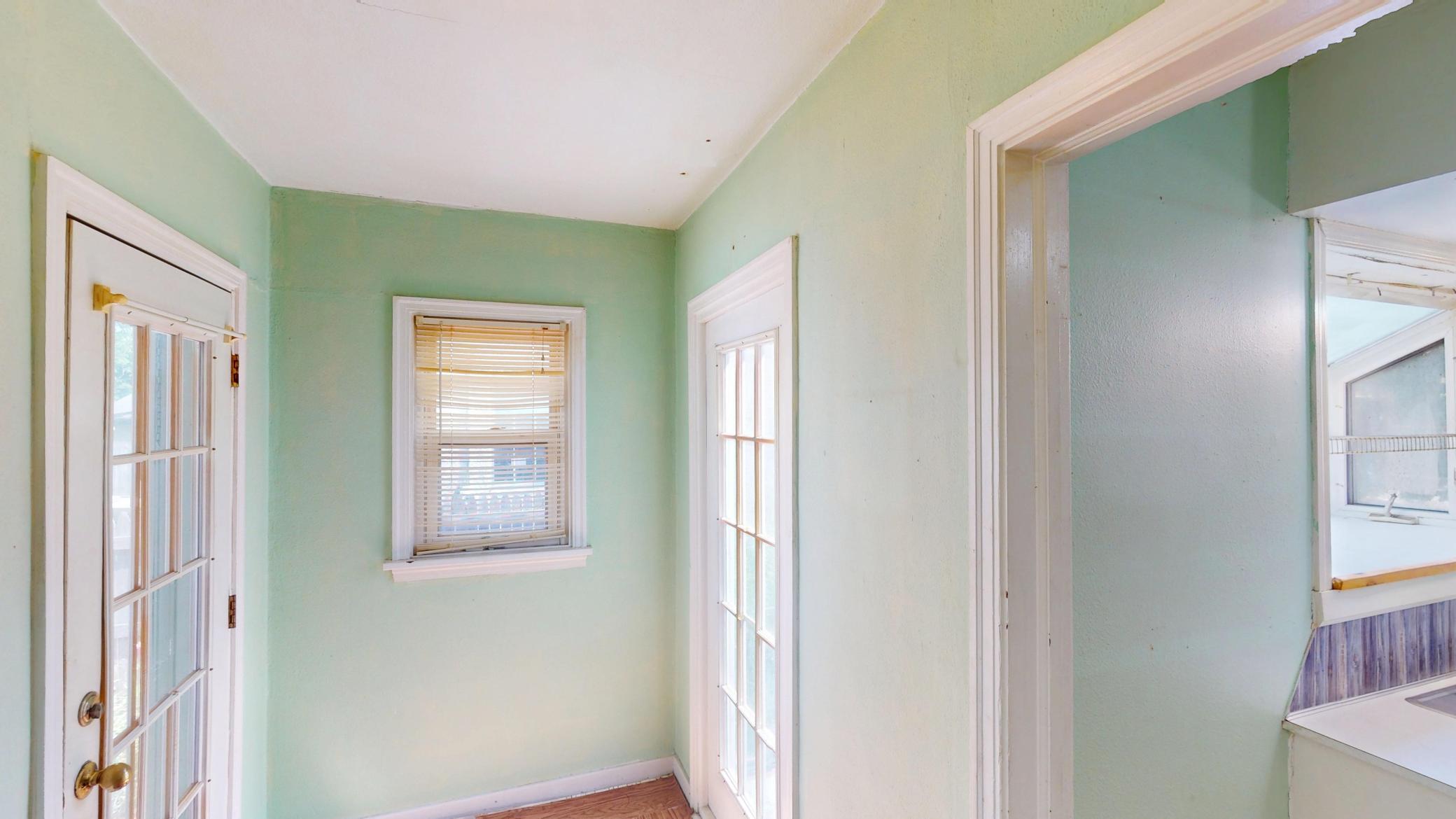 2907 South Avenue Property Photo 20