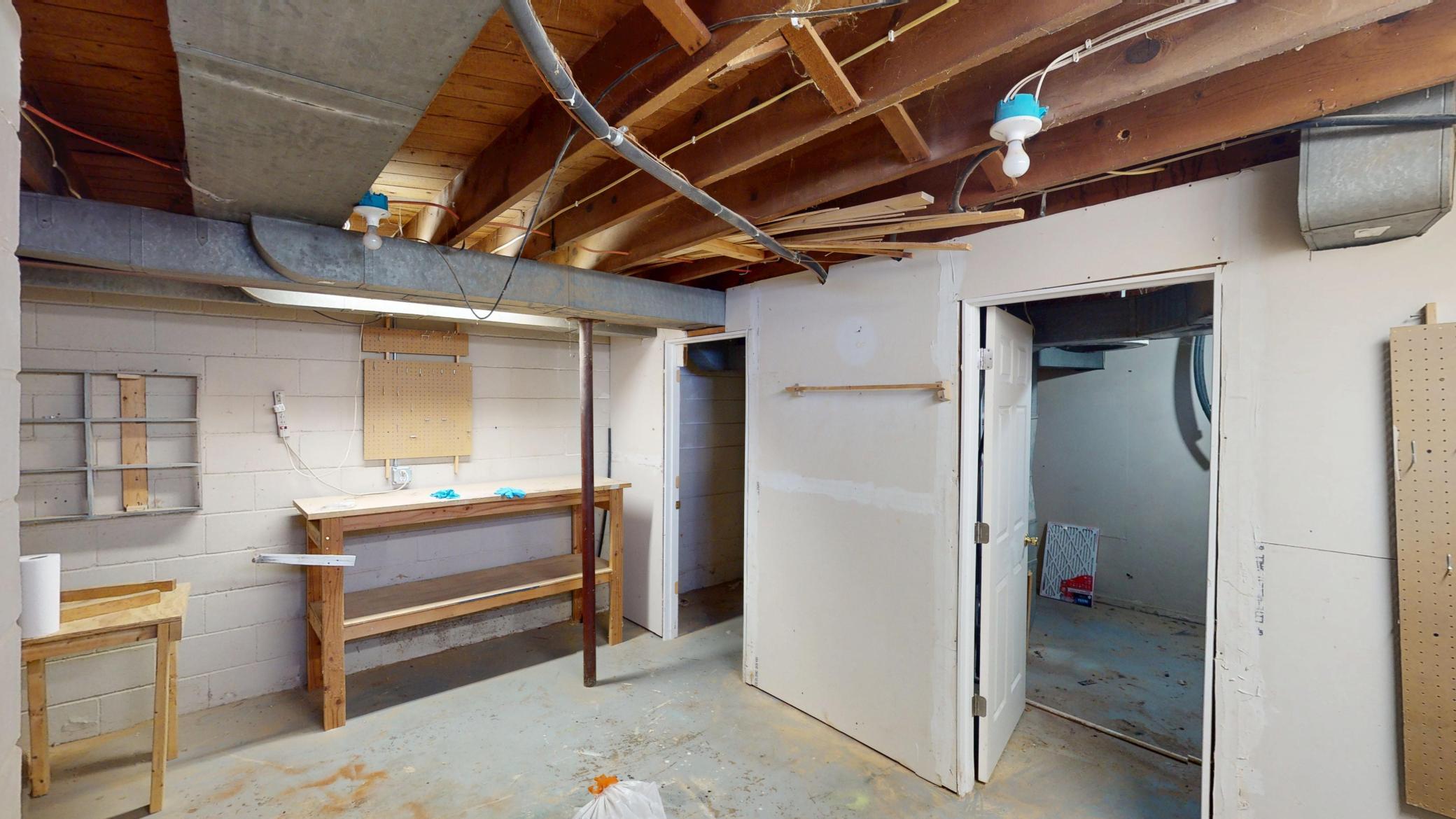 2907 South Avenue Property Photo 28