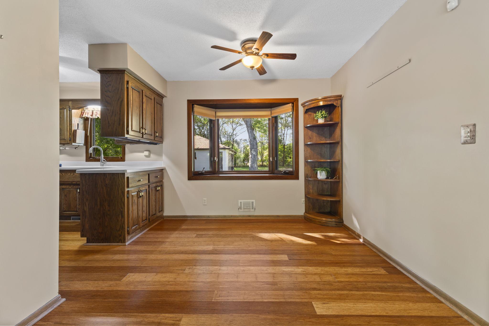 6740 4th Street Ne Property Photo 10