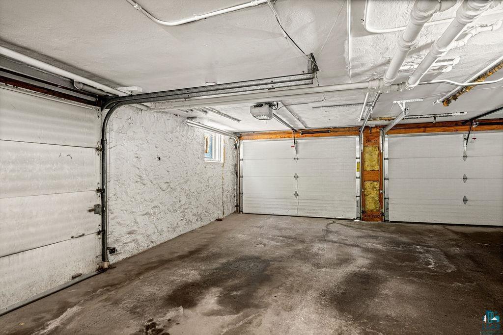1529 E 5th Street Property Photo 23