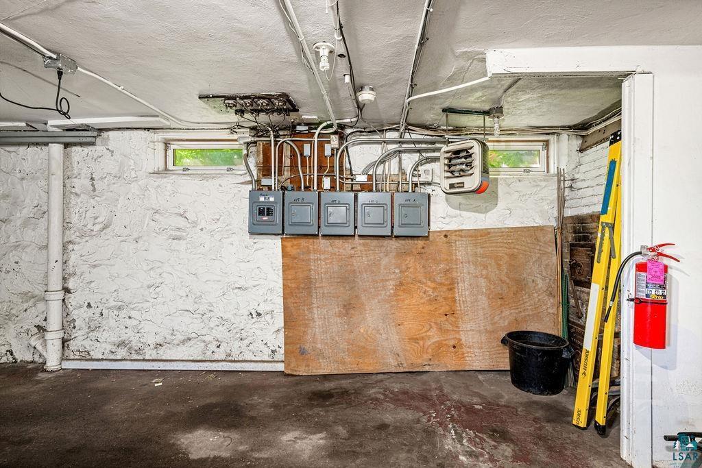 1529 E 5th Street Property Photo 24