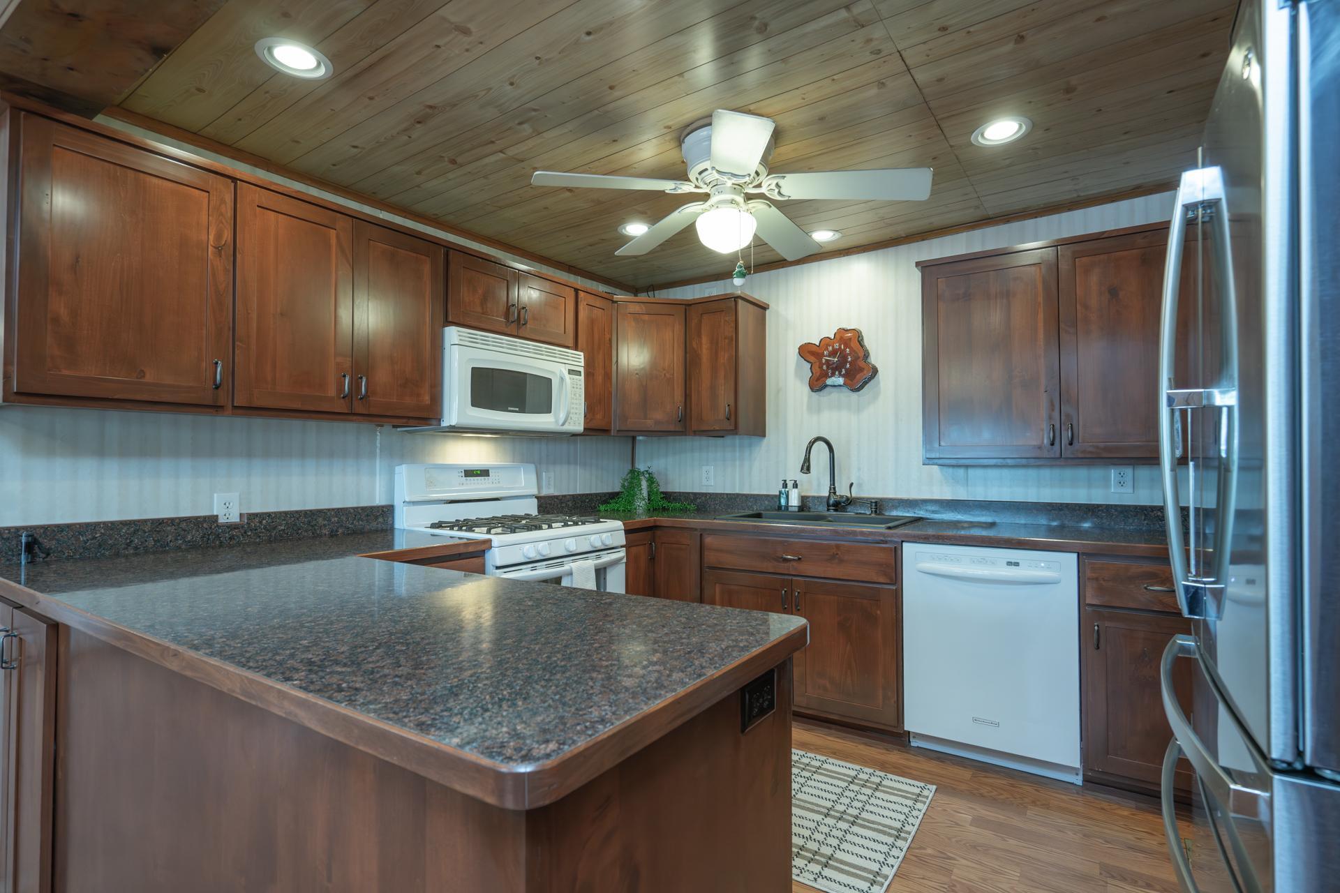48598 194th Place Property Photo 13