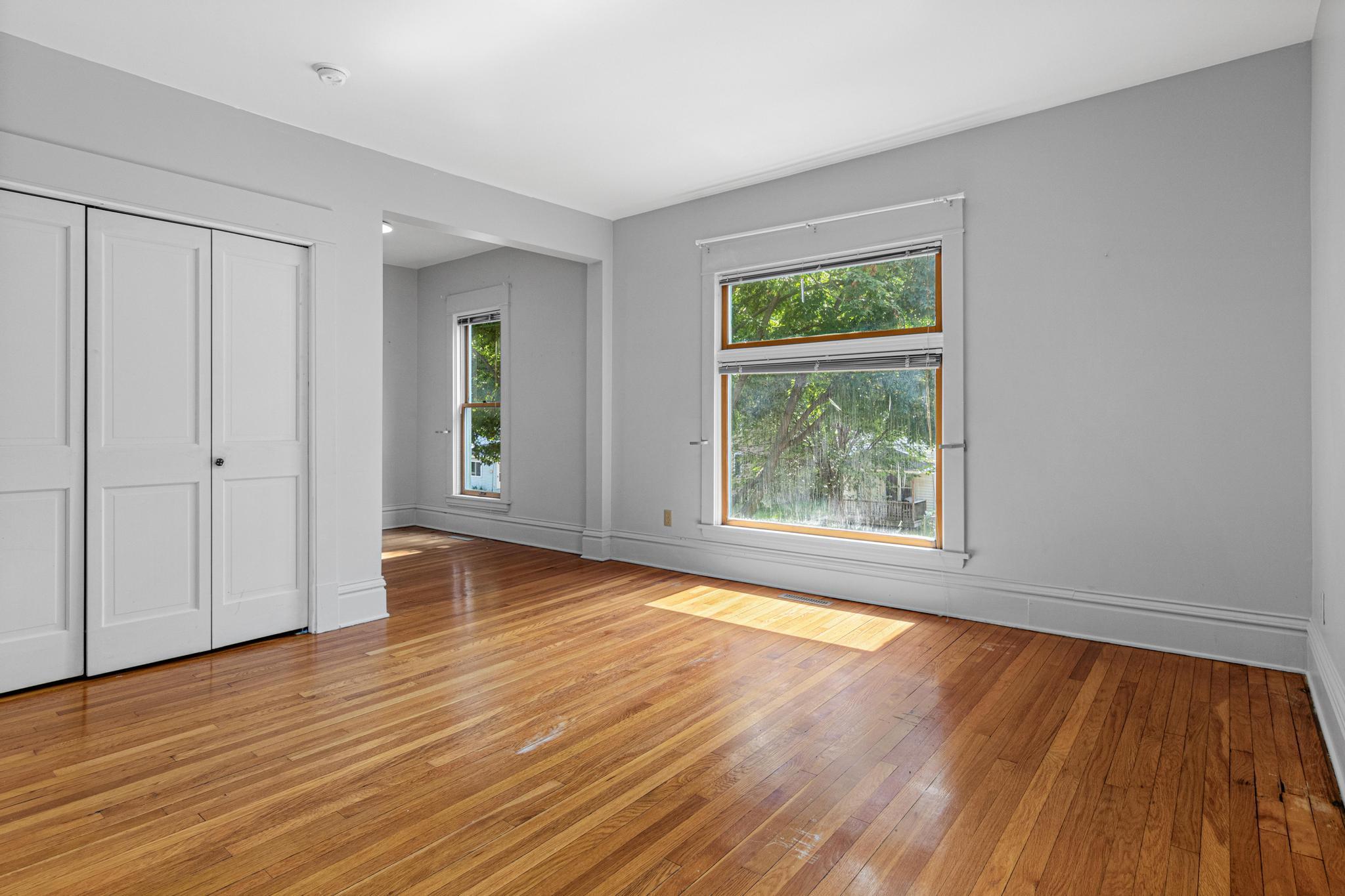 553 Sherburne Avenue Property Photo 23