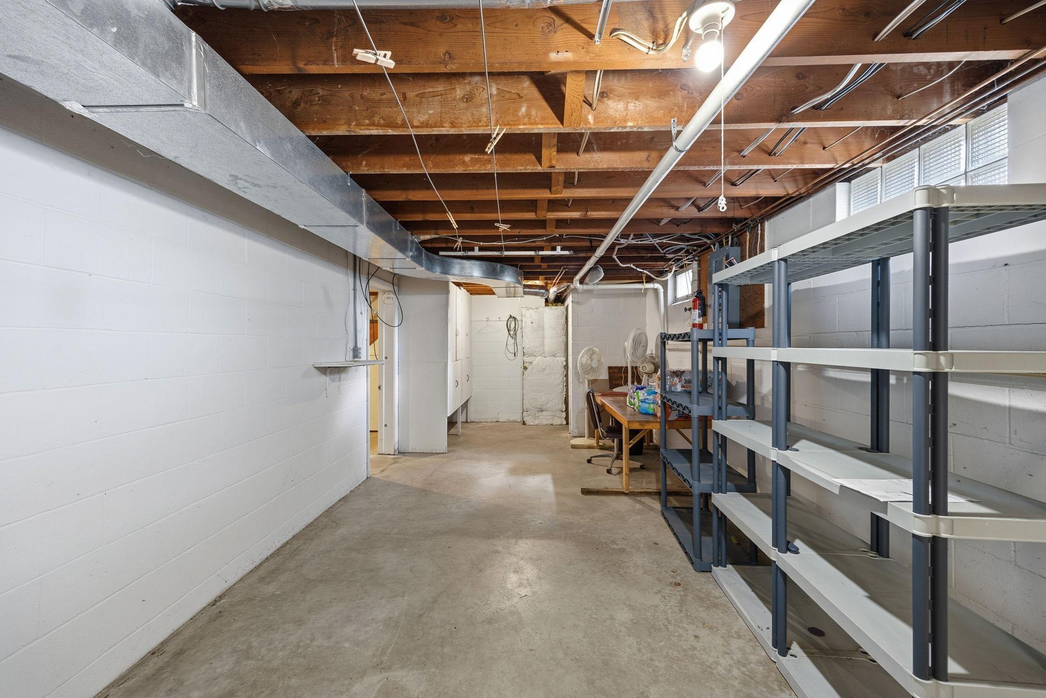520 2nd Street E Property Photo 17