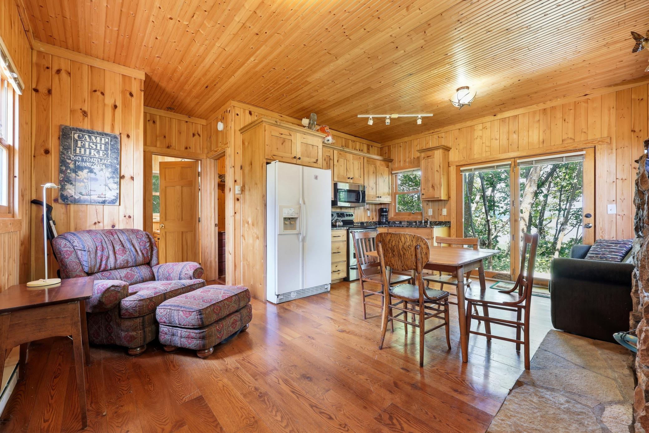 20705 W Toad Lake Drive Property Photo 8