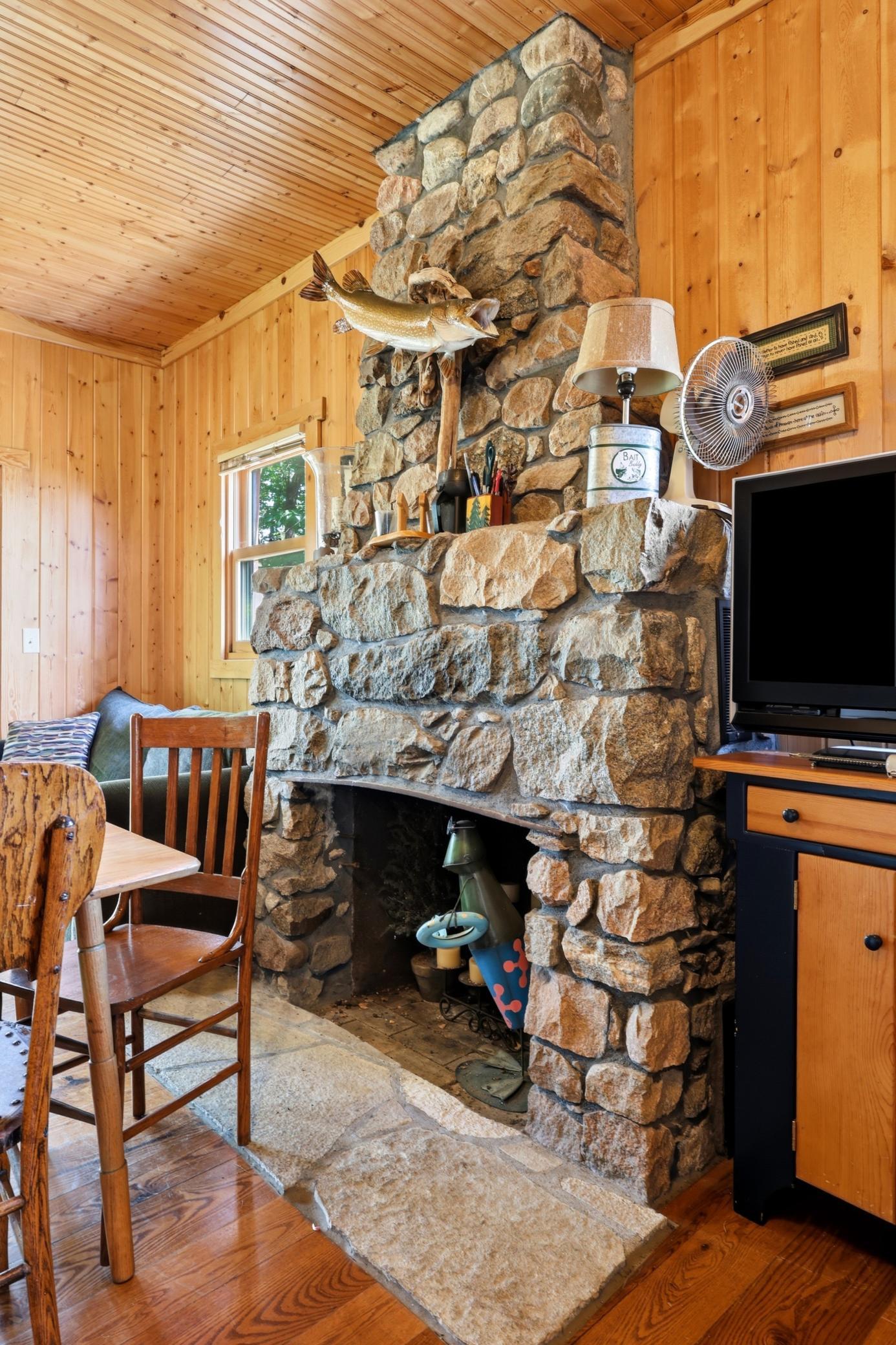 20705 W Toad Lake Drive Property Photo 10