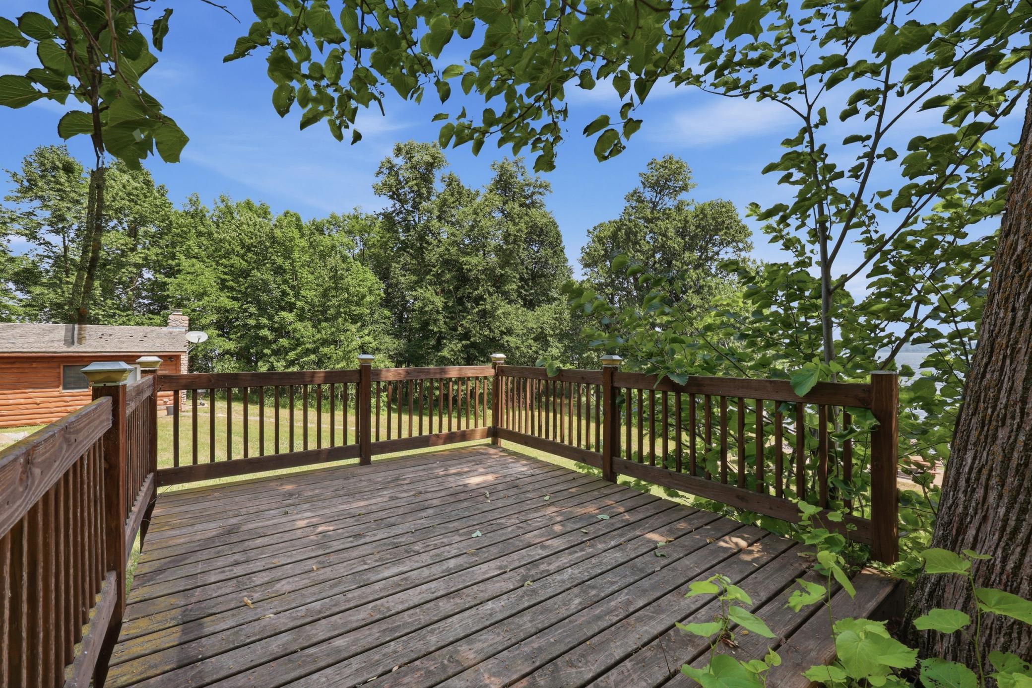 20705 W Toad Lake Drive Property Photo 18