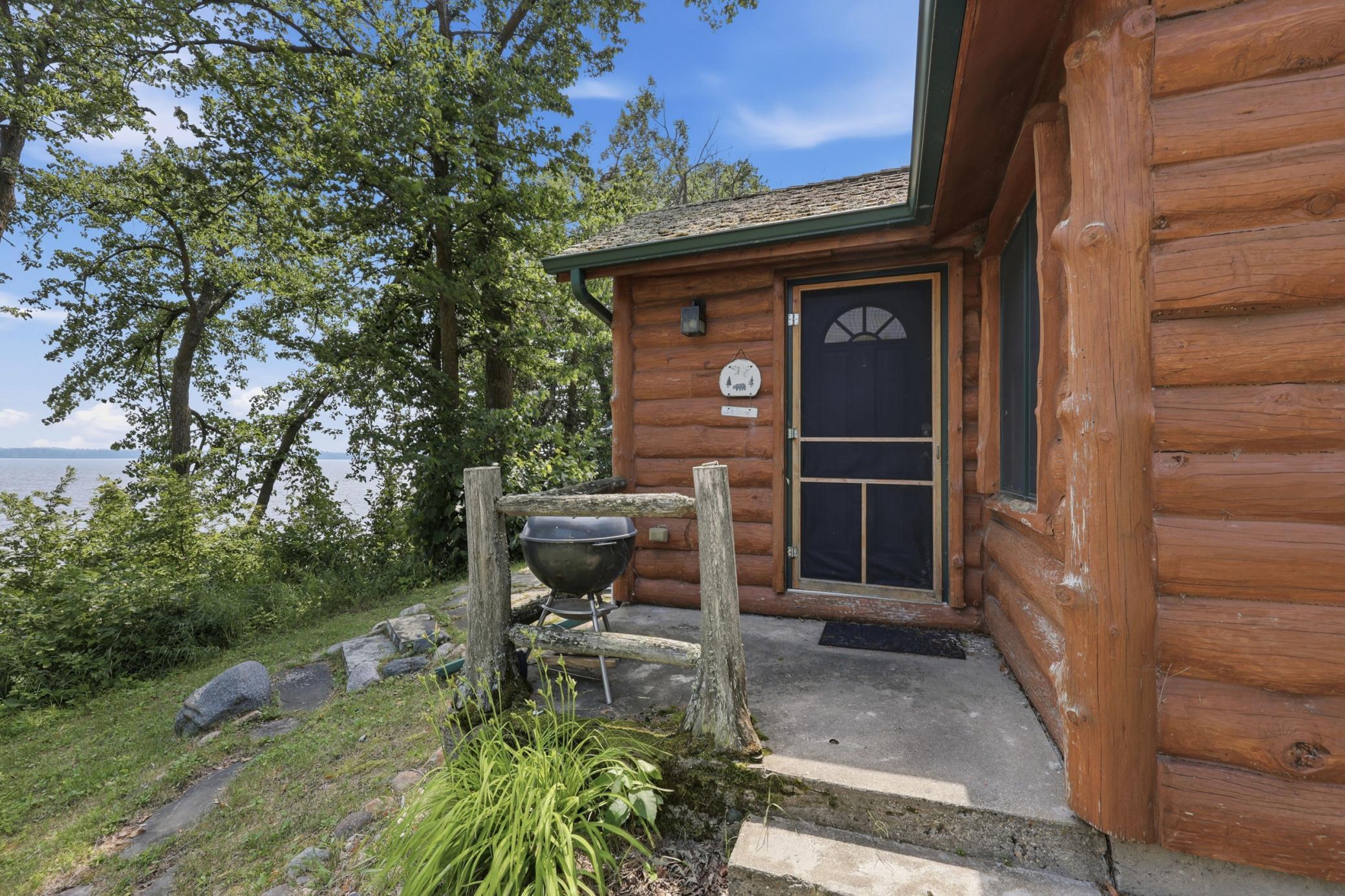 20705 W Toad Lake Drive Property Photo 21