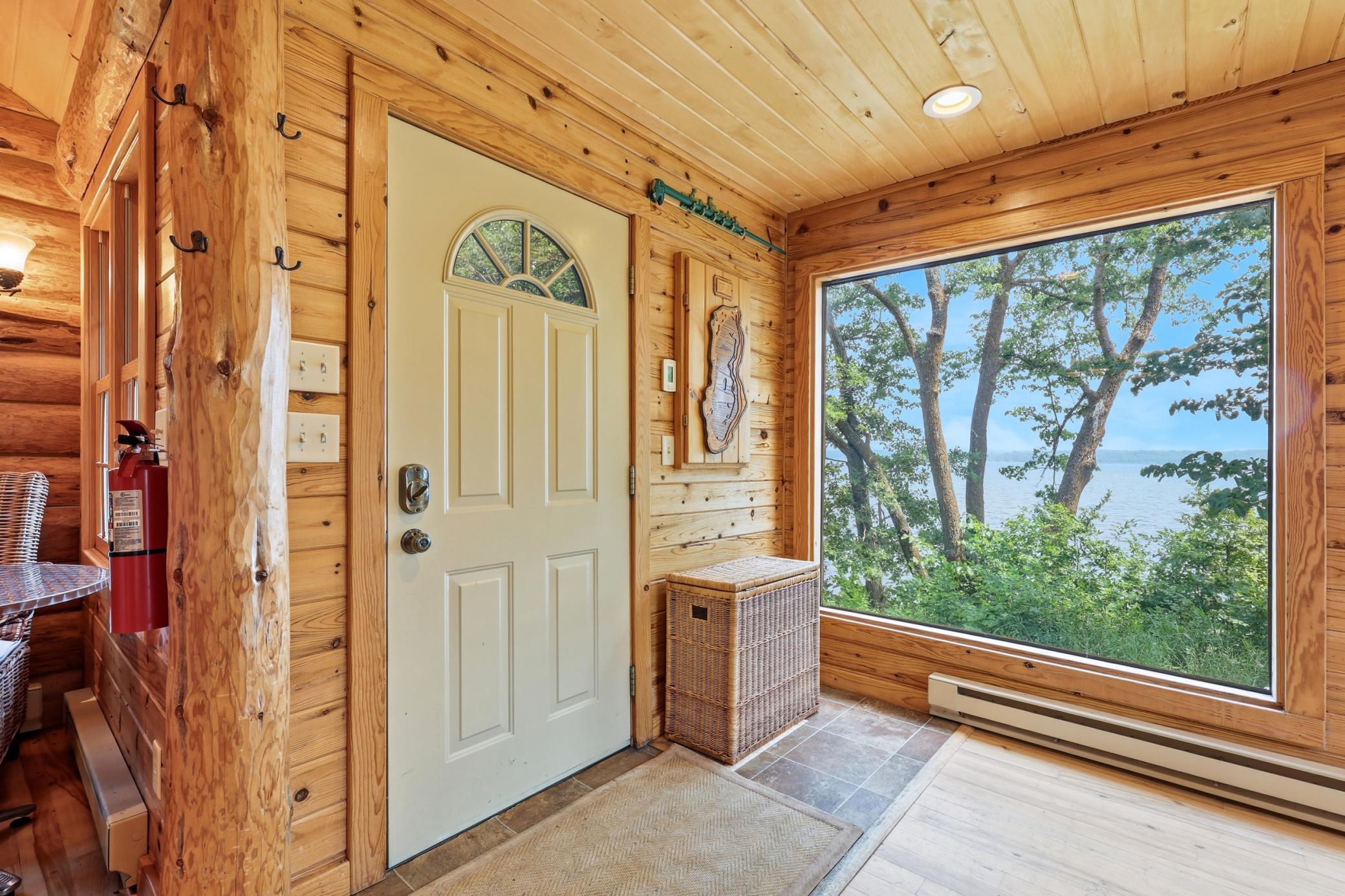 20705 W Toad Lake Drive Property Photo 22