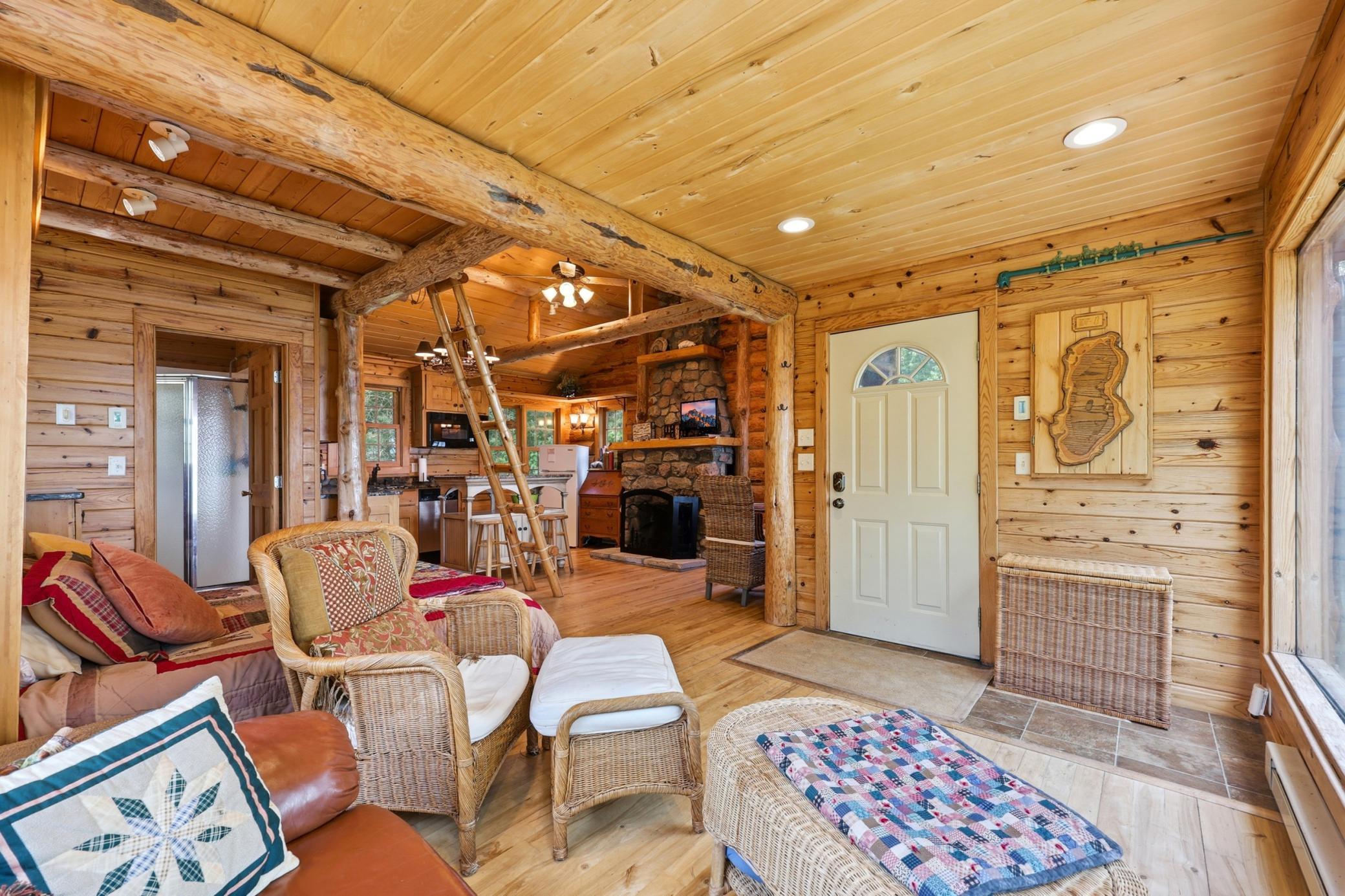 20705 W Toad Lake Drive Property Photo 25