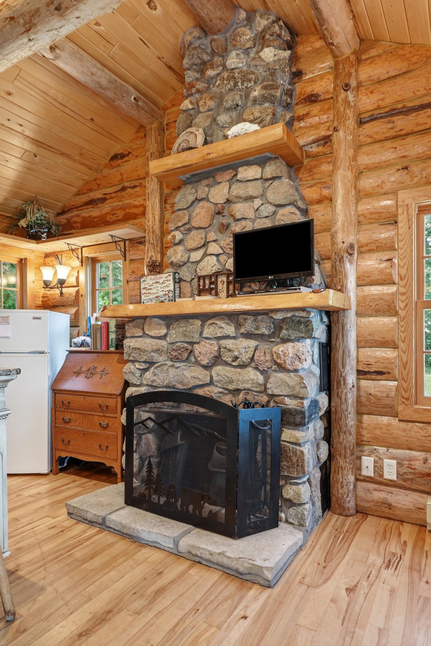20705 W Toad Lake Drive Property Photo 27